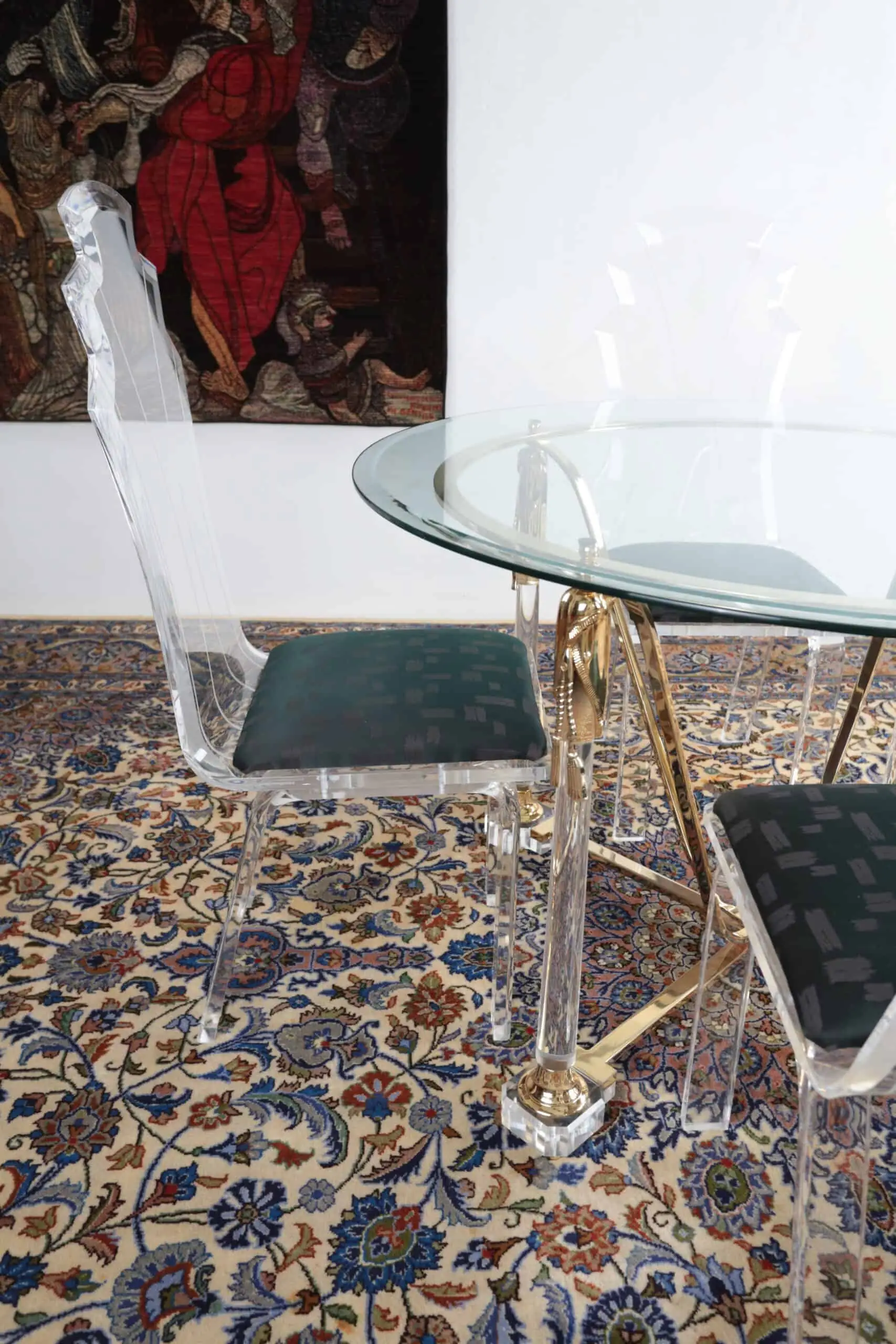 Komplet moderního kulatého stolu a 4 židle