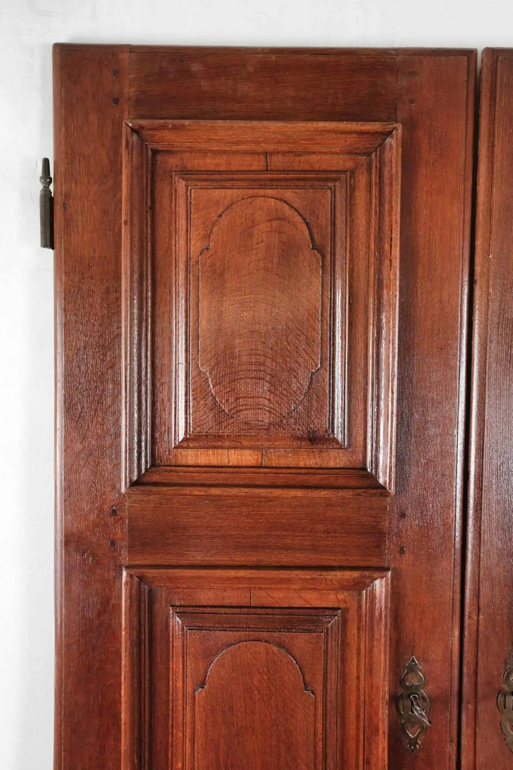 Starožitné dubové dveře z 18. století