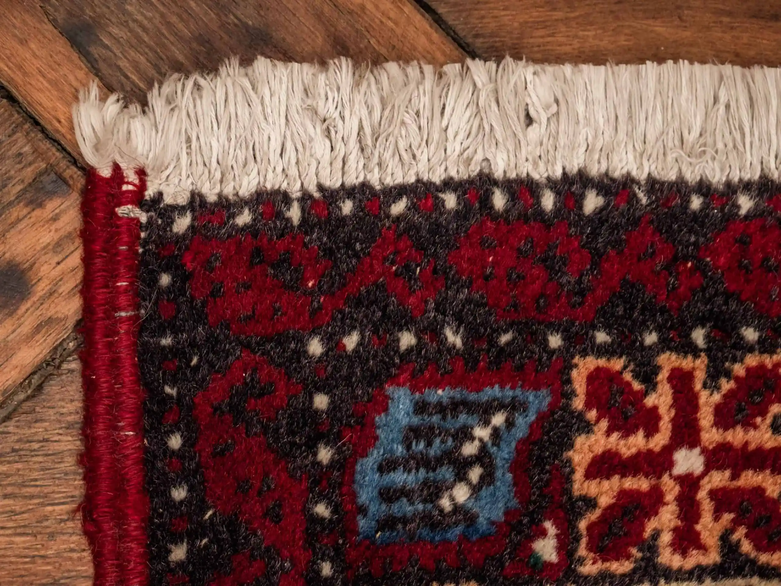 Perský kobereček s pávy / předložka Afshar 100 X 69 cm