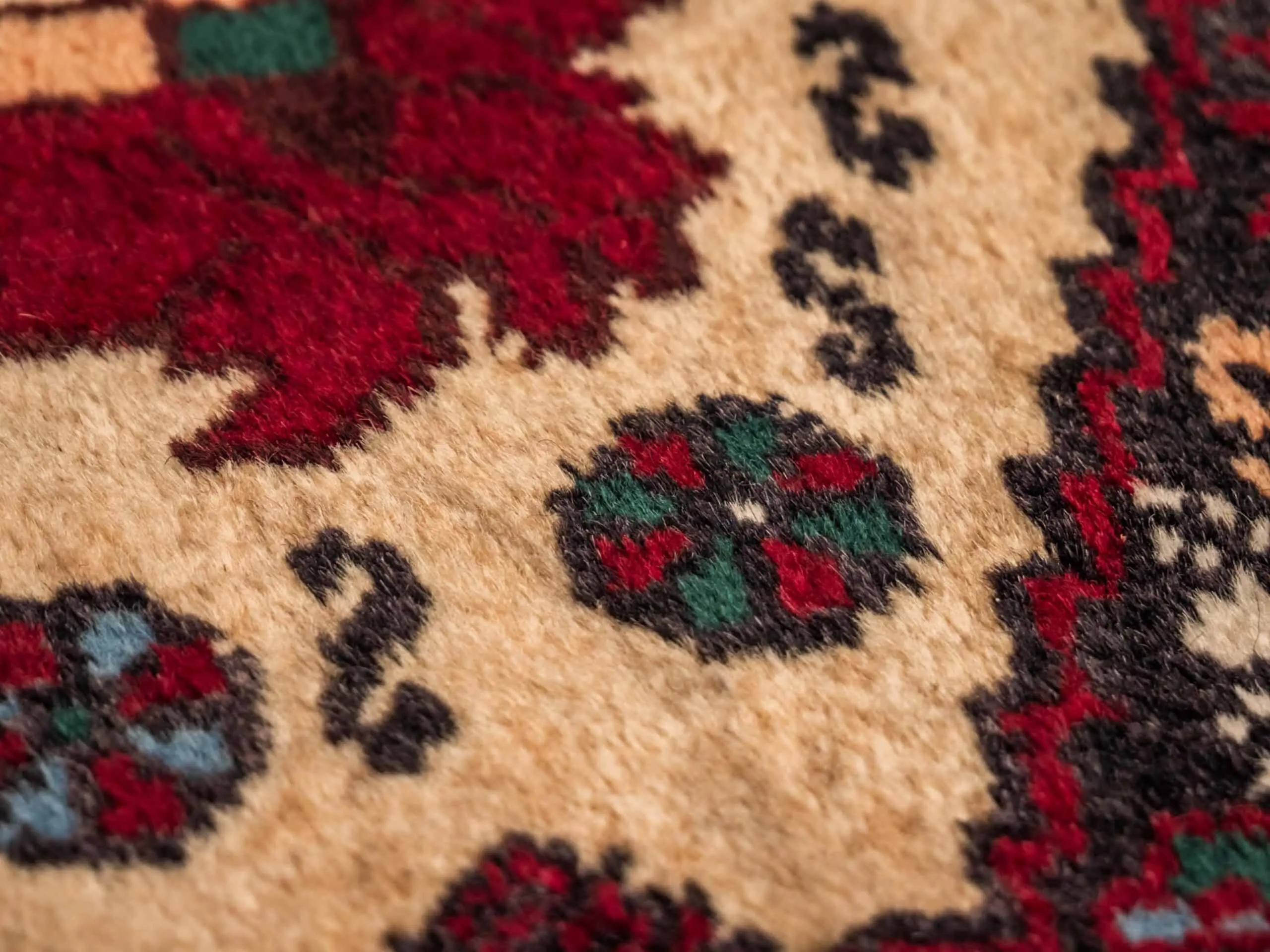 Perský kobereček s pávy / předložka Afshar 100 X 69 cm