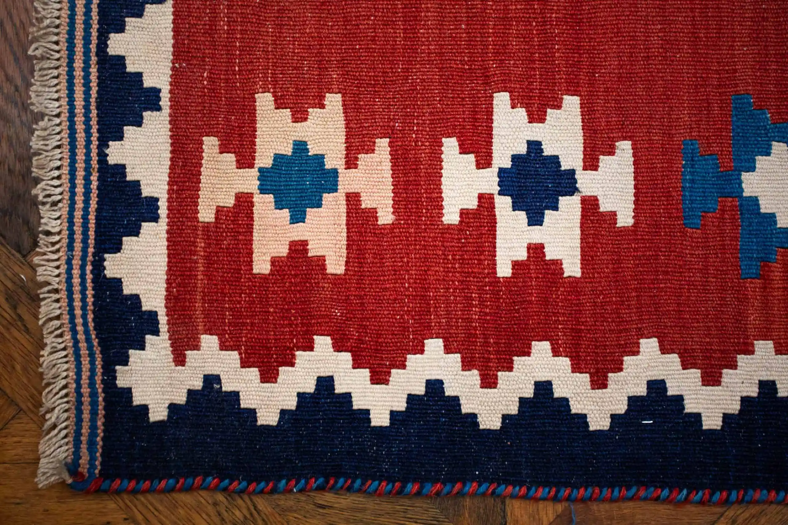 Ručně vázaný kelim Ghashghai 130 X 83 cm