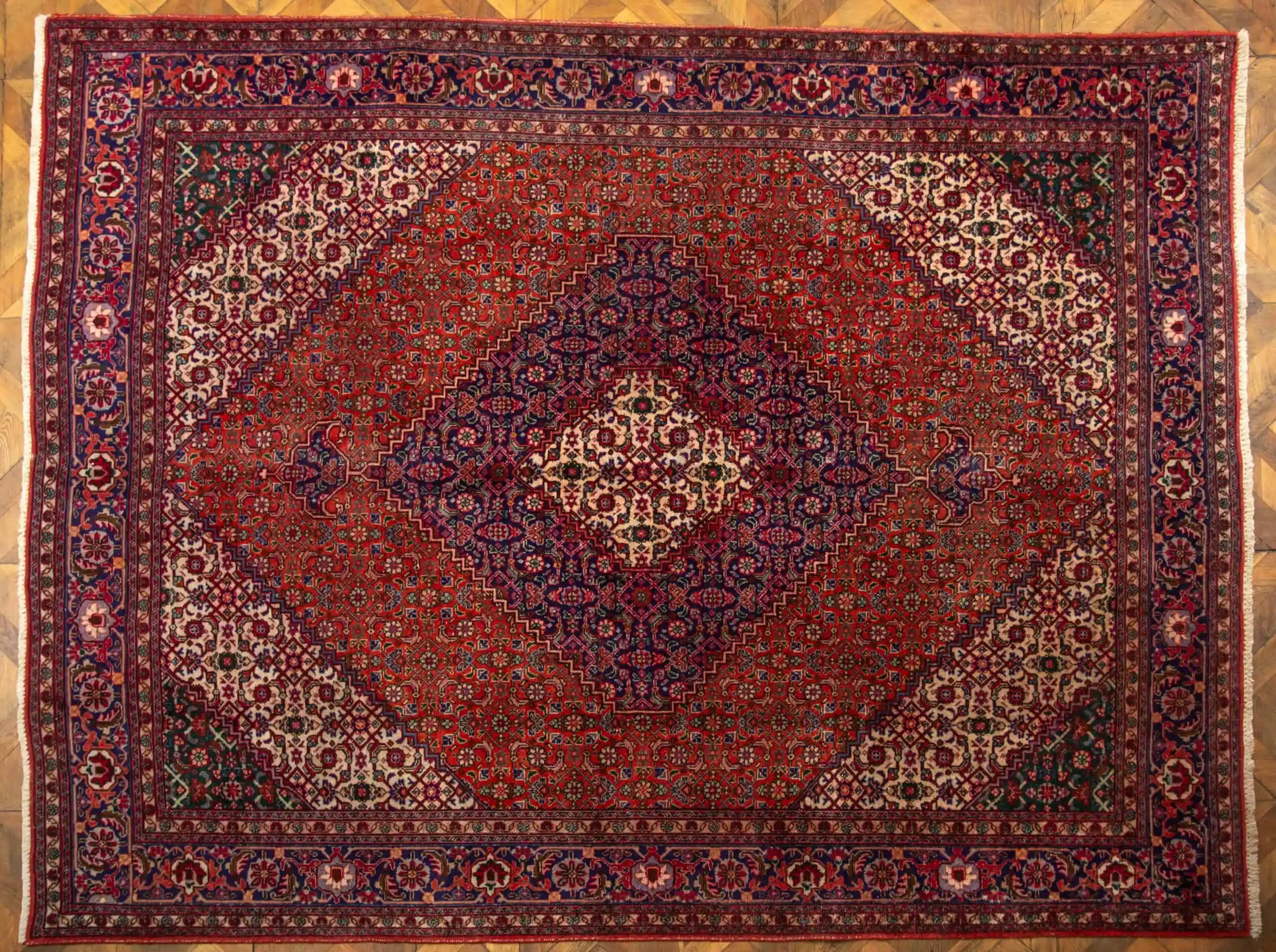 Ručně vázaný perský koberec Seneh 321 x 258 cm