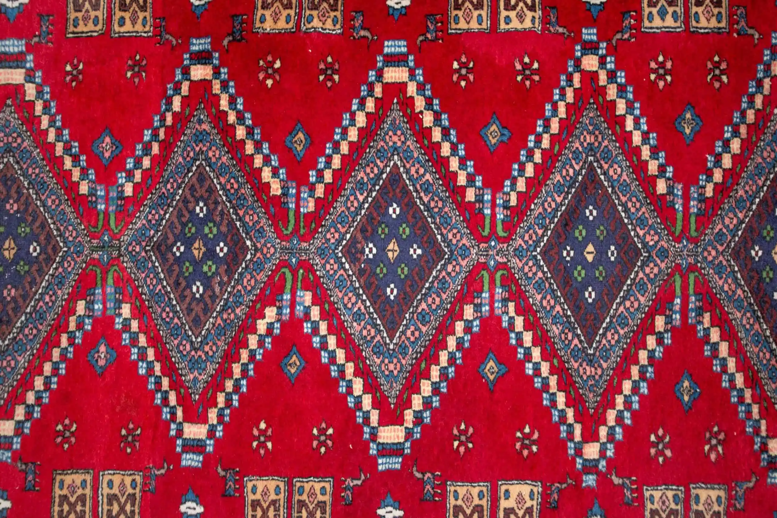 Ručně vázaný Pakistánský koberec Lahore 190 X 126 cm