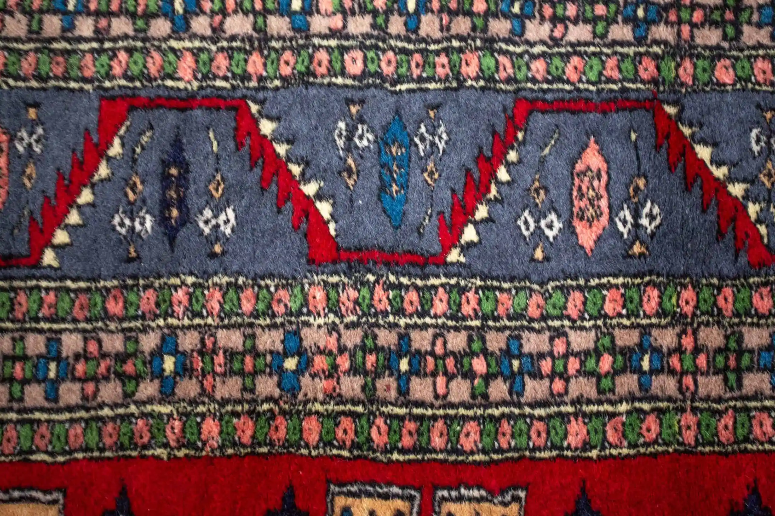 Ručně vázaný Pakistánský koberec Lahore 190 X 126 cm