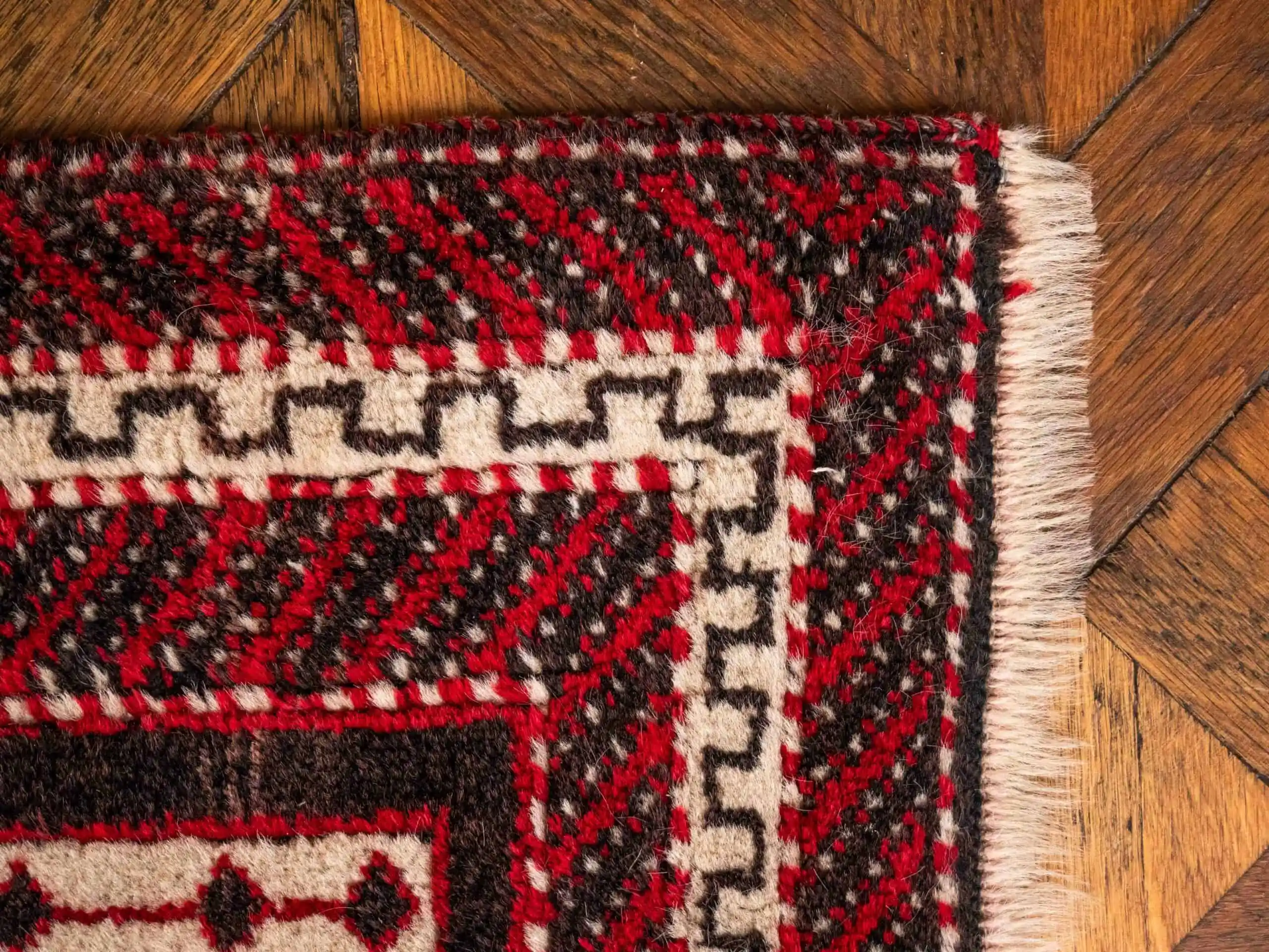 Perský nomádský koberec z vlny 199 X 97 cm