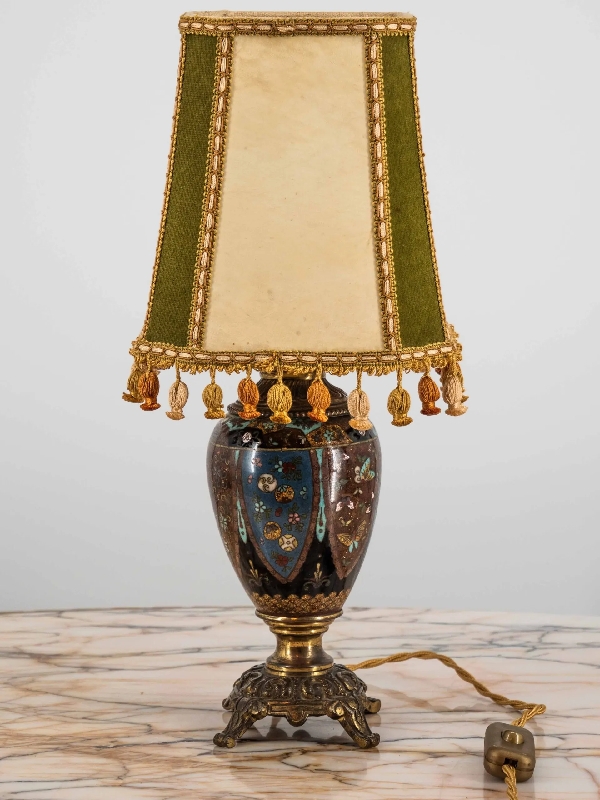Čínská stolní lampa Cloisonne starožitná