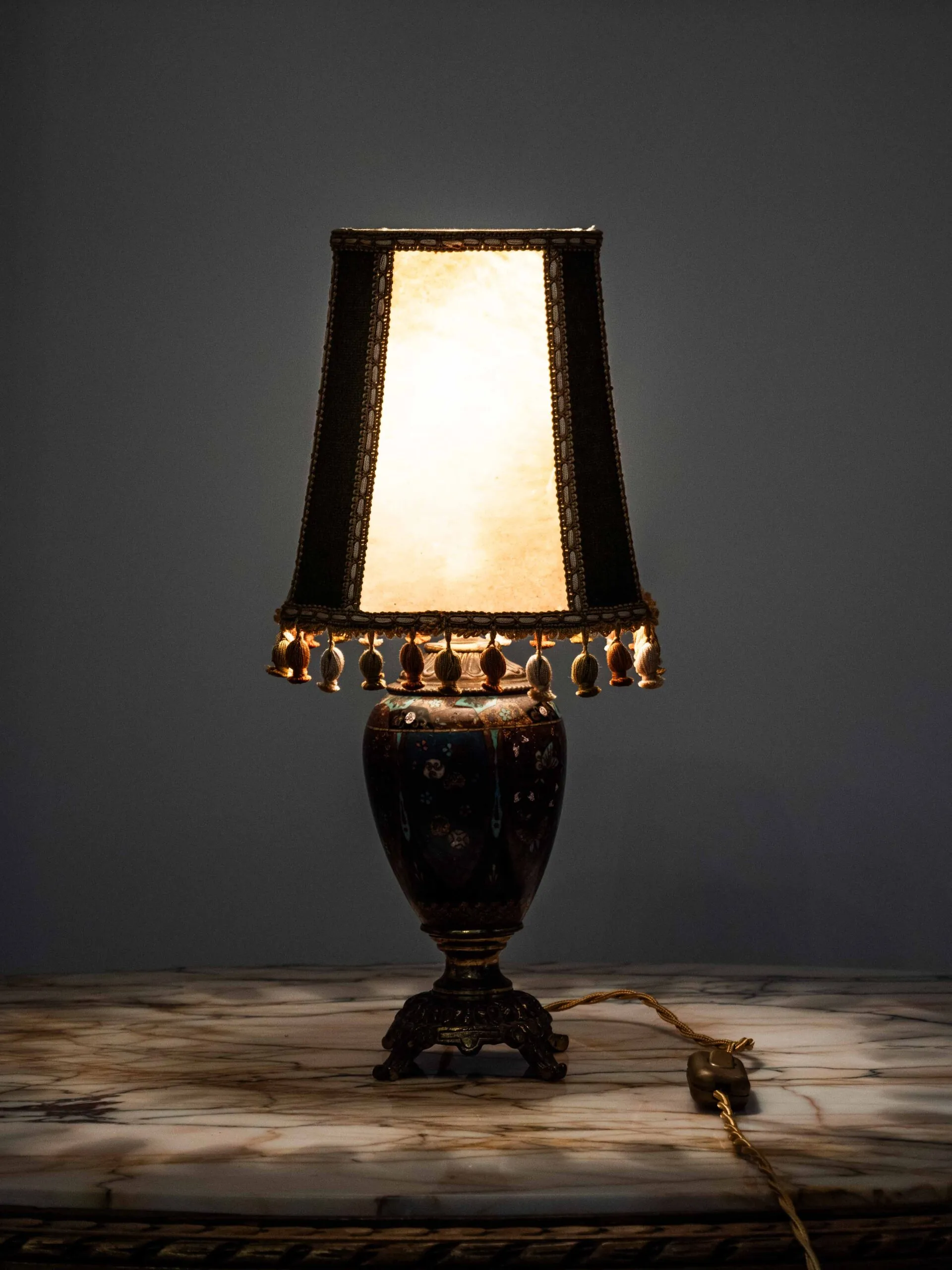 Čínská stolní lampa Cloisonne starožitná