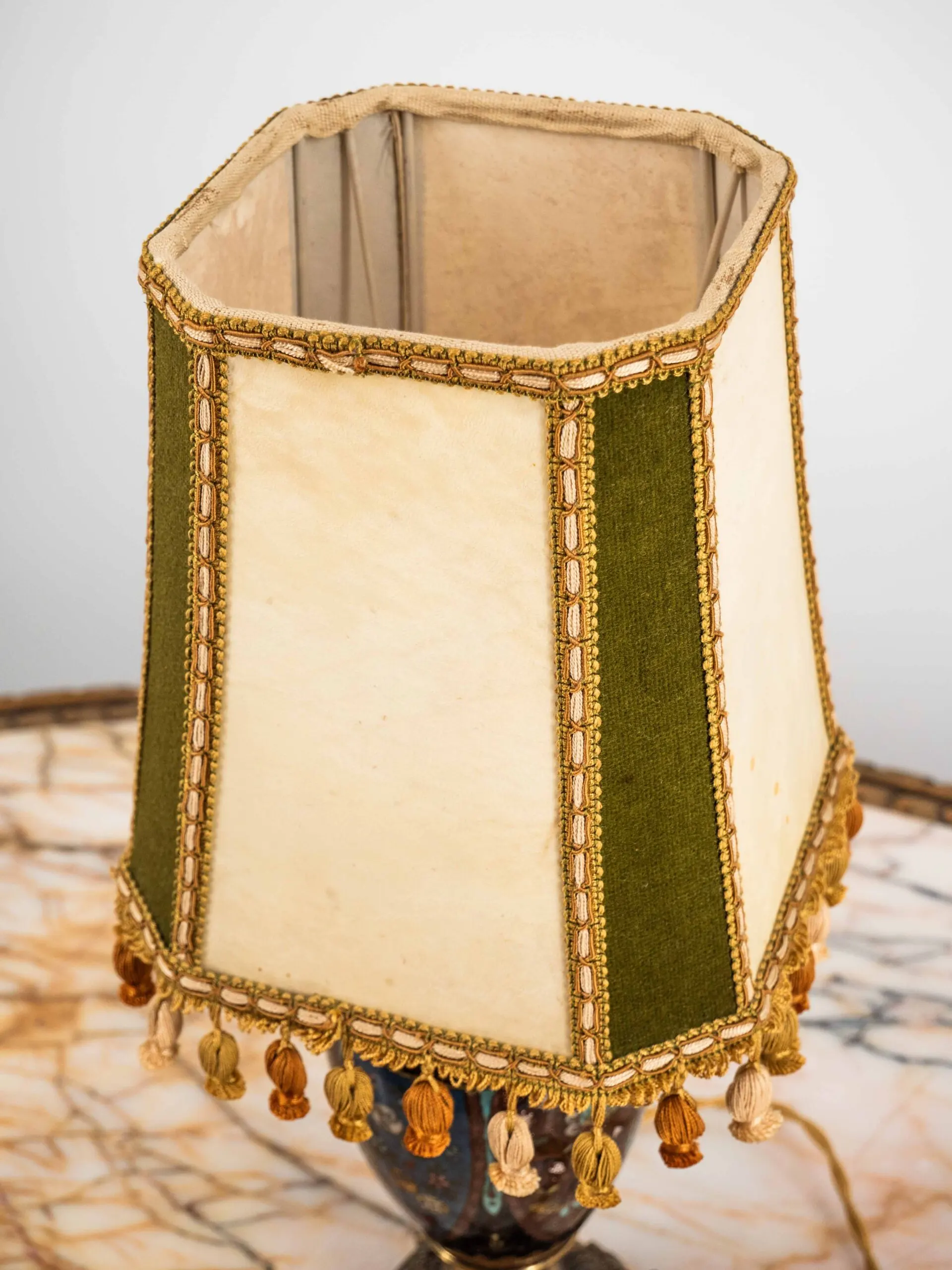 Čínská stolní lampa Cloisonne starožitná