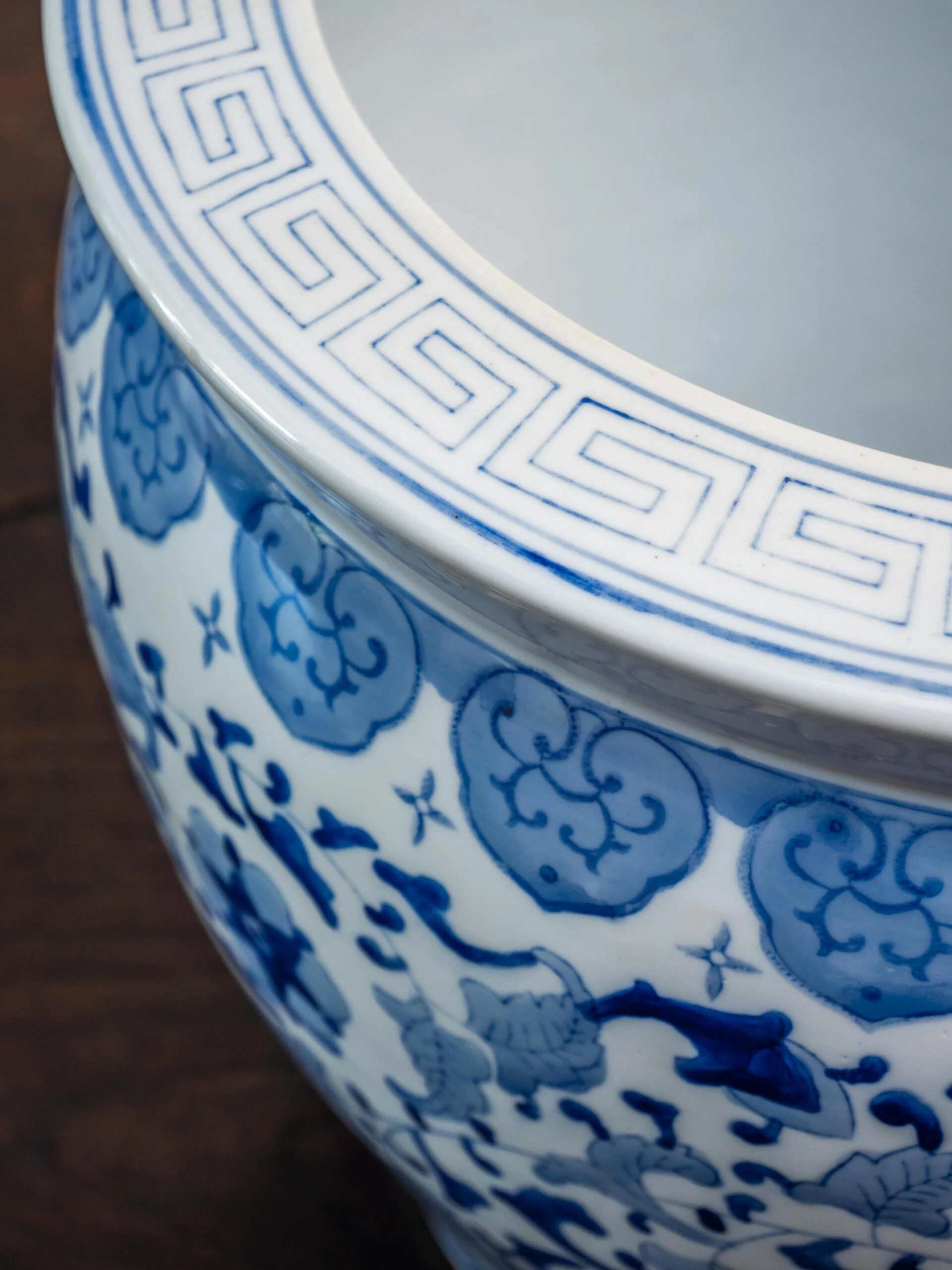 Ručně malovaný květináč v 30,5 cm