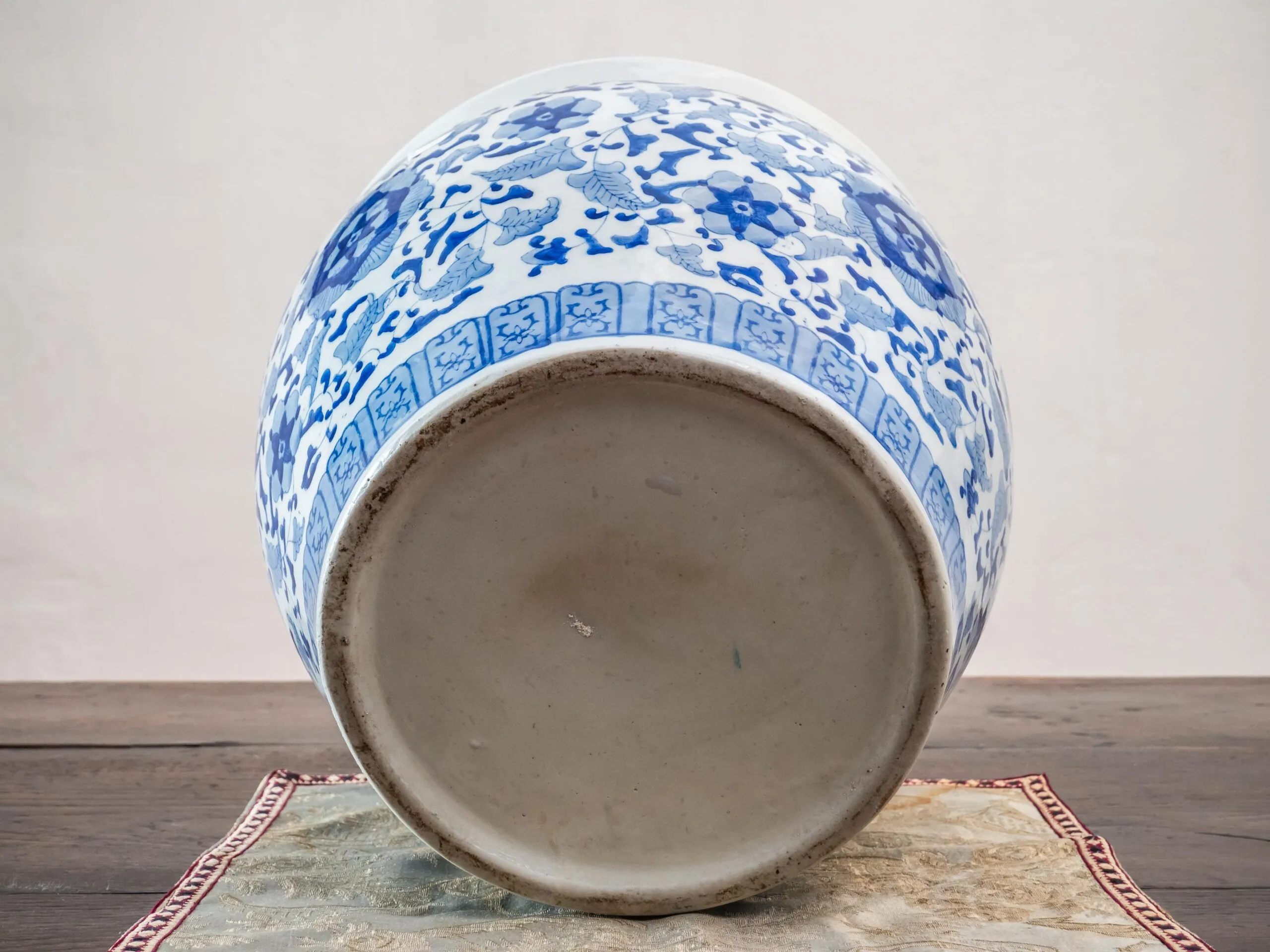 Ručně malovaný květináč v 30,5 cm