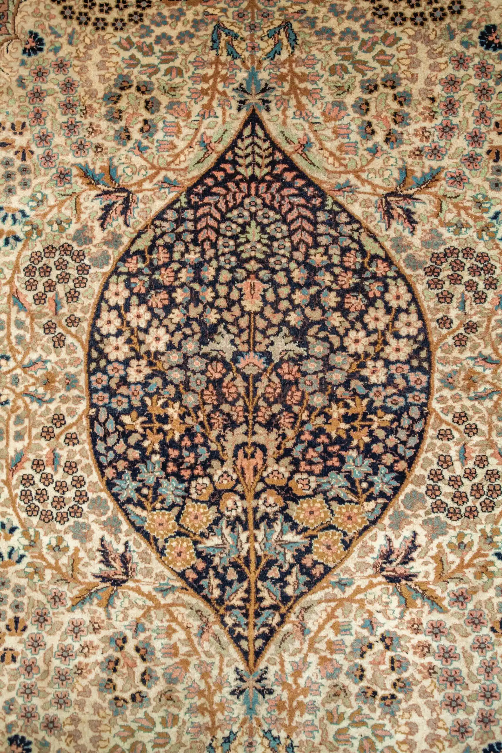 Perský koberec Tabriz Strom Života 212 X 144 cm