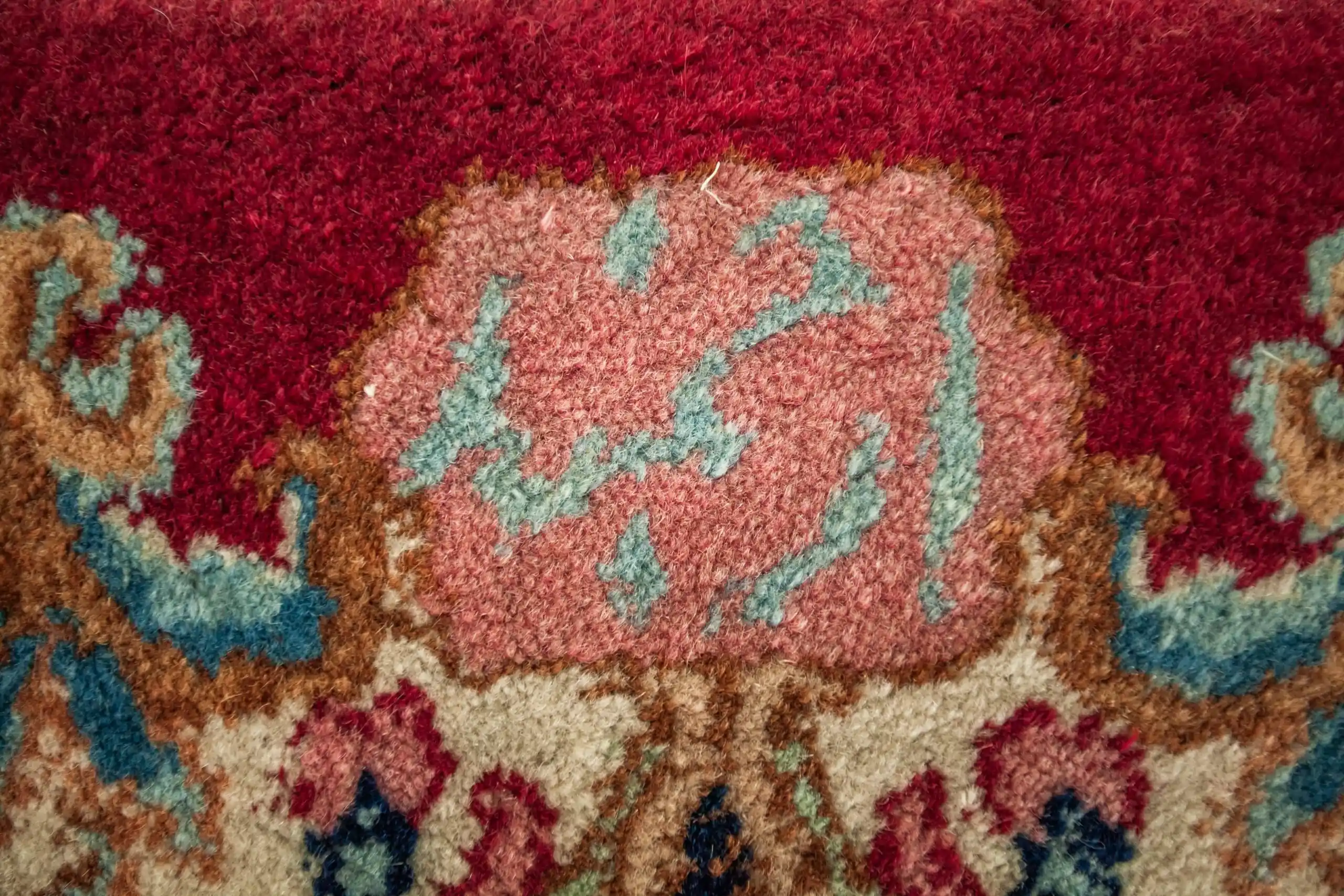 Perský ručně vázaný koberec Kerman 444 x 305 cm Signovaný