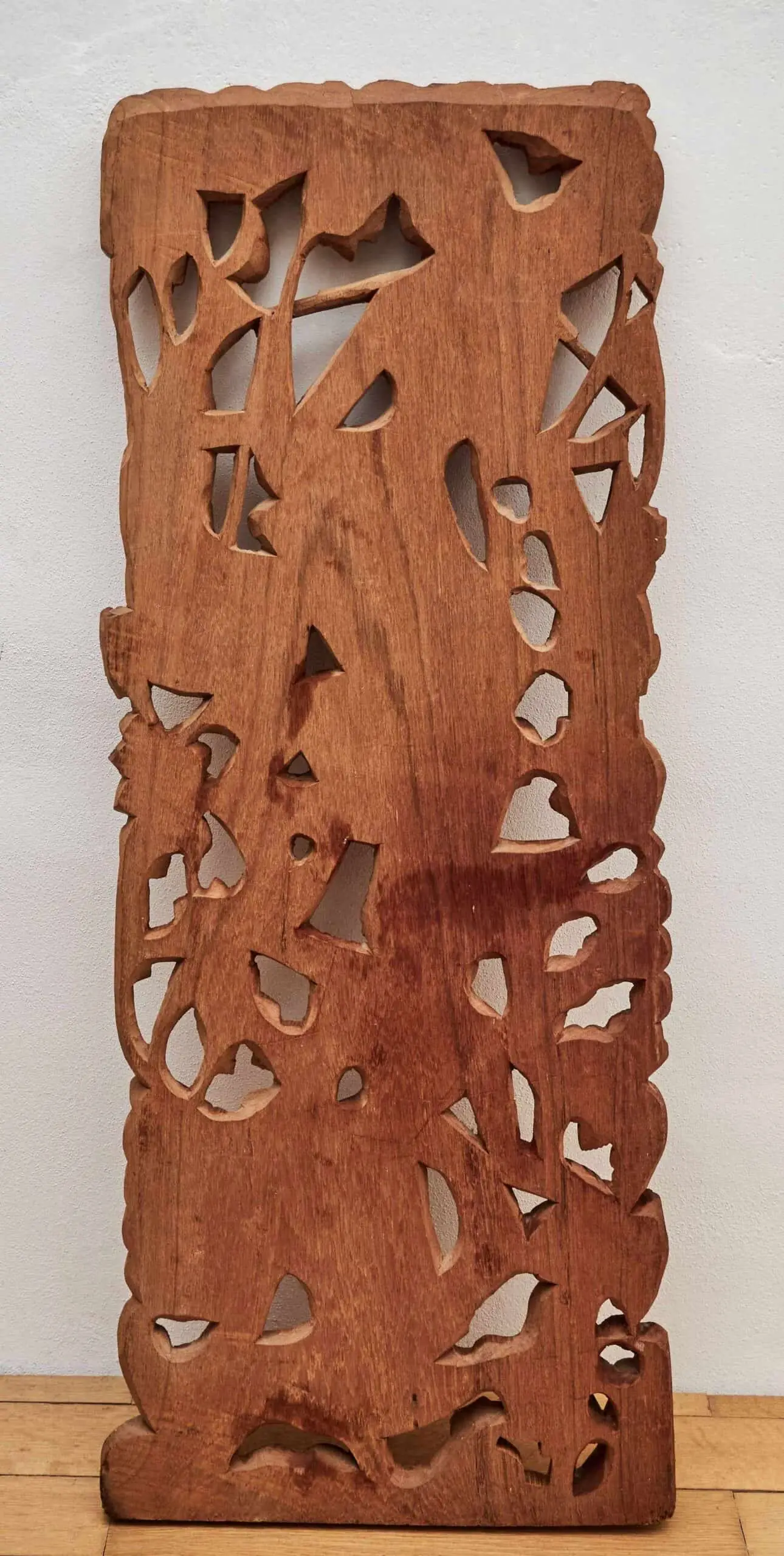 Vyřezávaný dřevěný panel z Bali