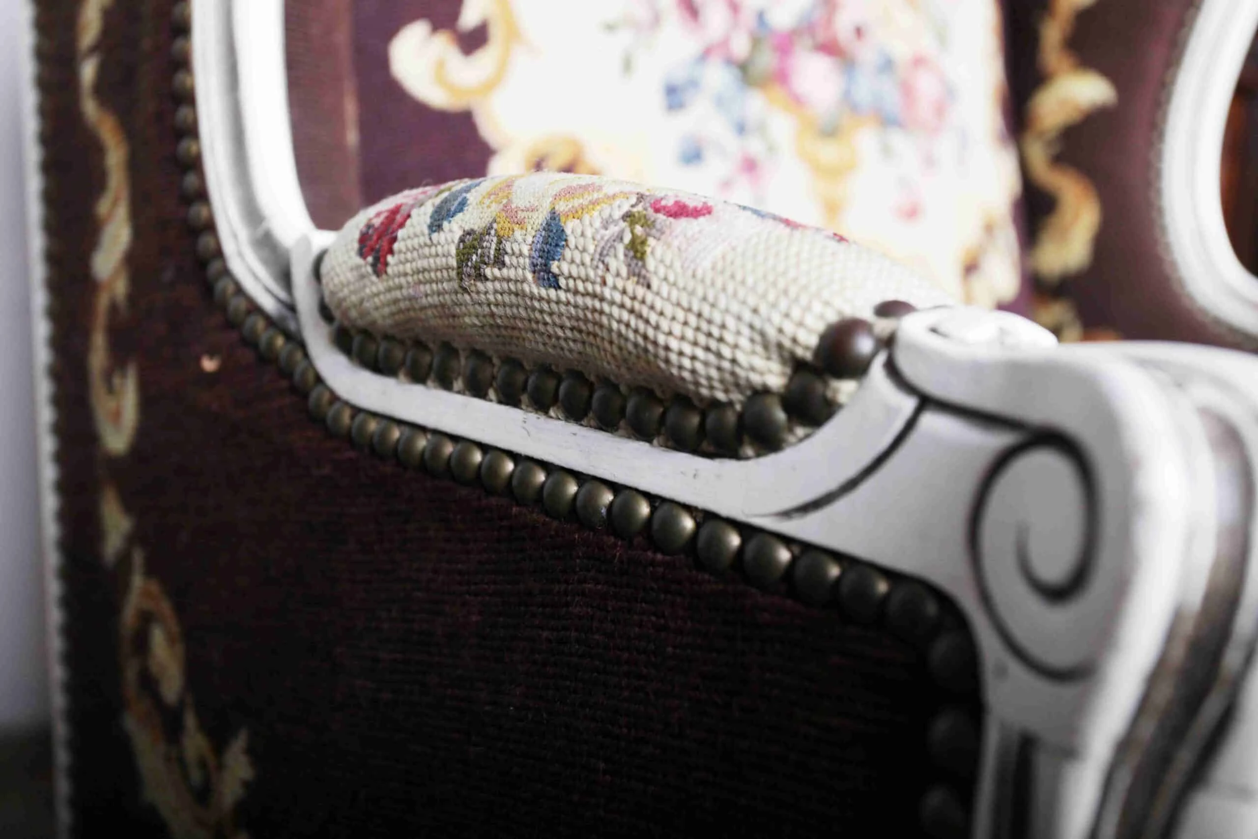 Párová křesla s vysokým opěradlem Ludvík XV + tabu