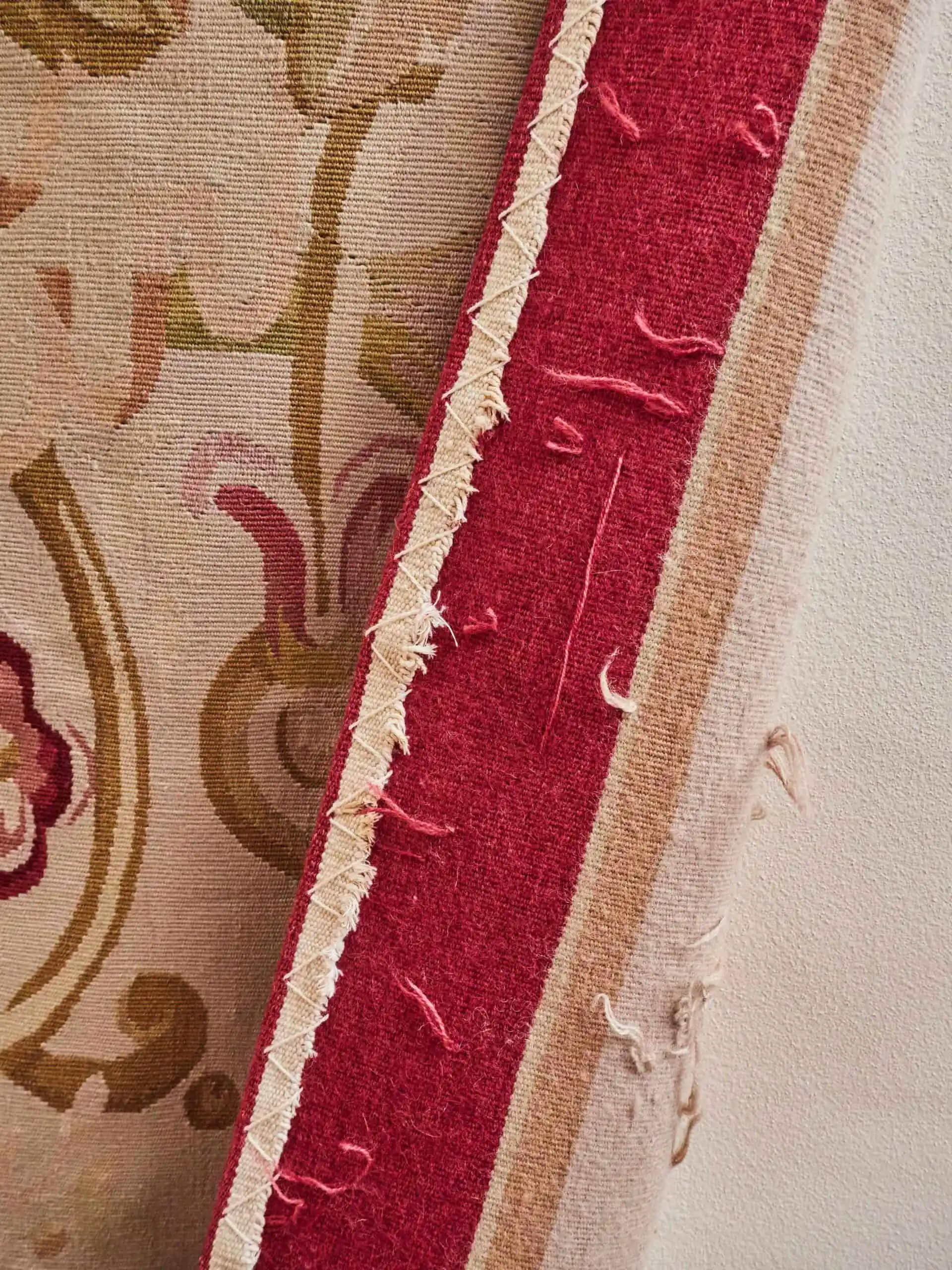 Dlouhá tapiserie z Aubussonu 283 X 91 Savonnerie