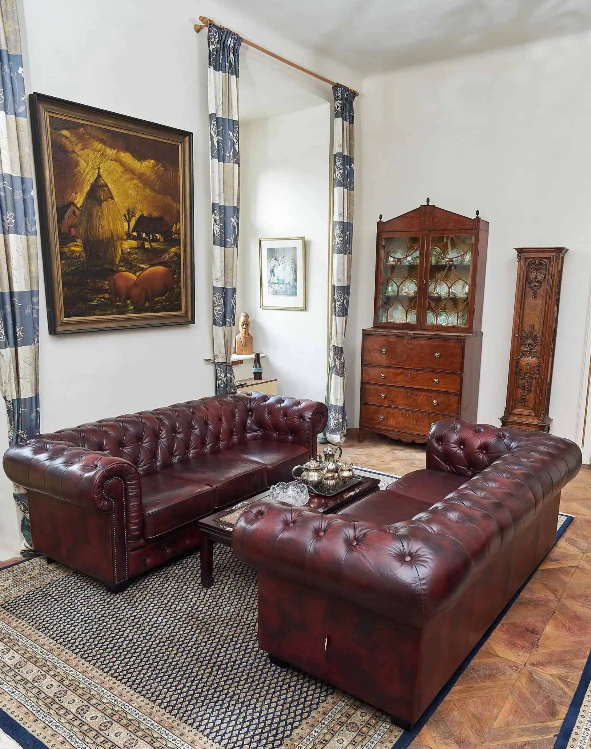 Pohovka Chesterfield top kůže