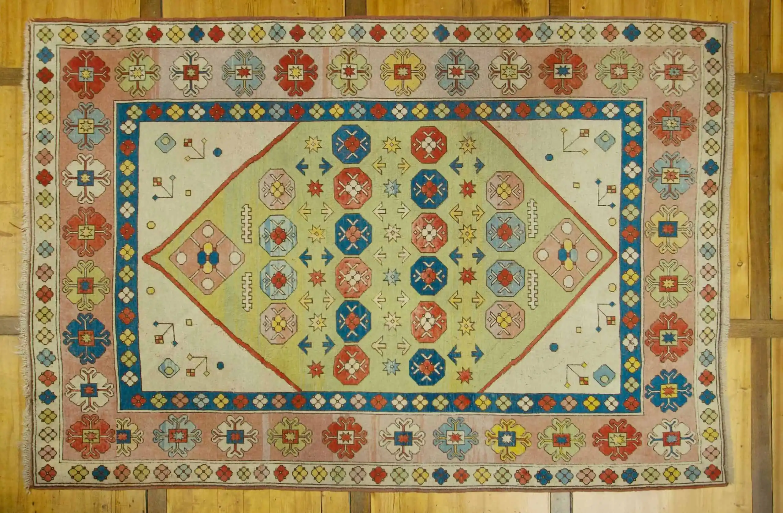 Starožitný kavkazký koberec Shirvan 338 X 237 cm