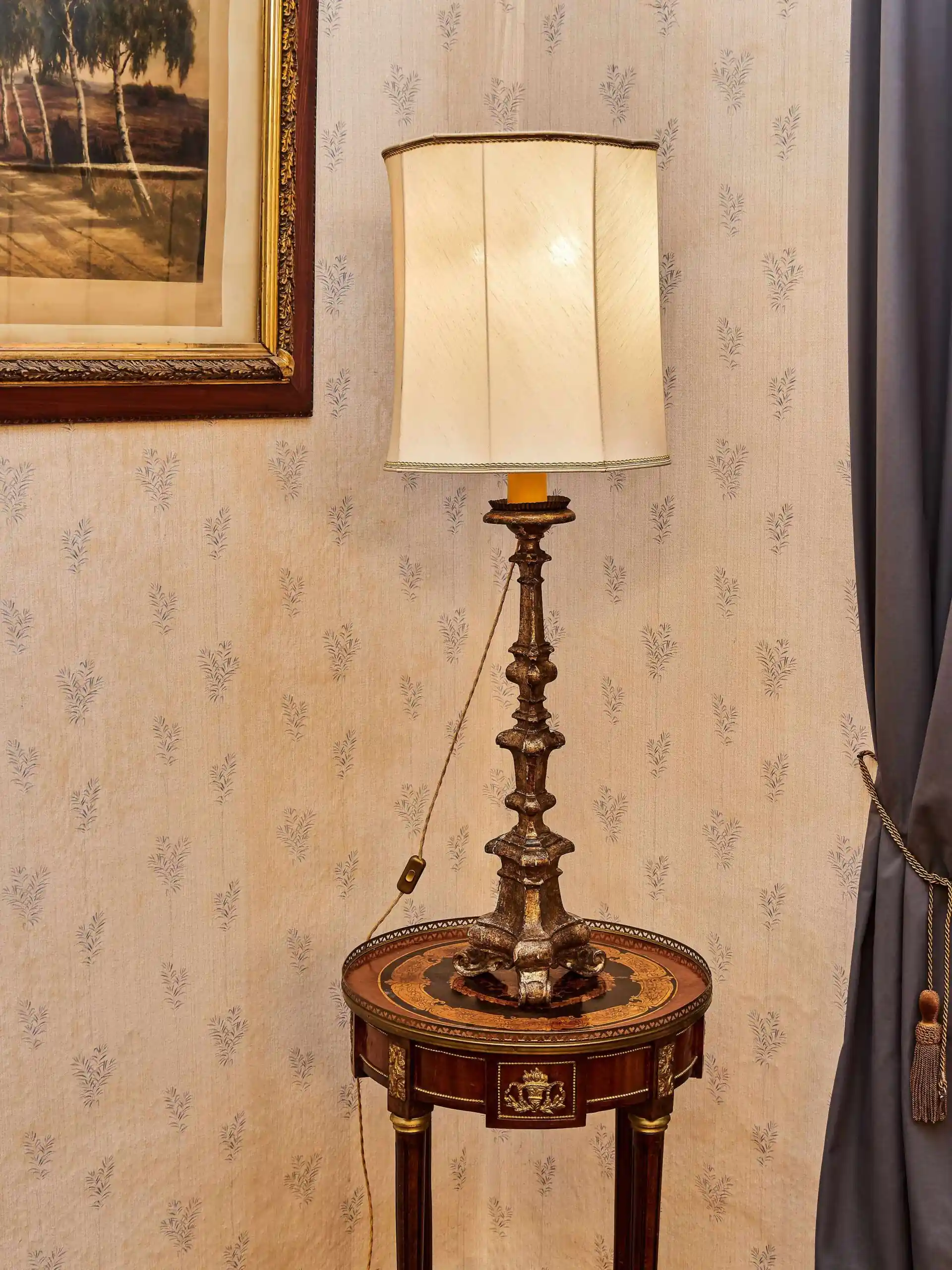 Barokní dřevěný svícen – Lampa
