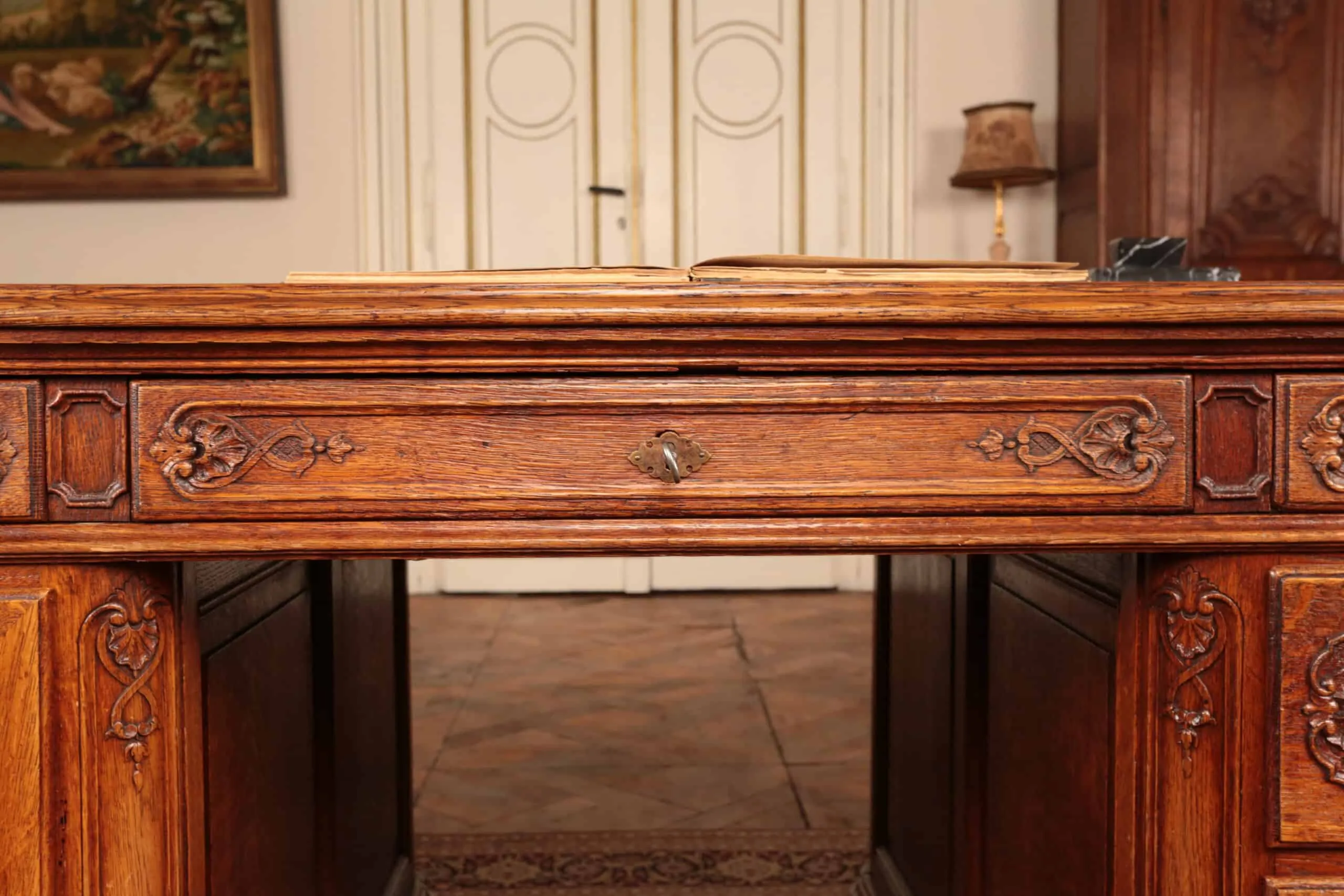 Velký partnerský Lutyšský psací stůl