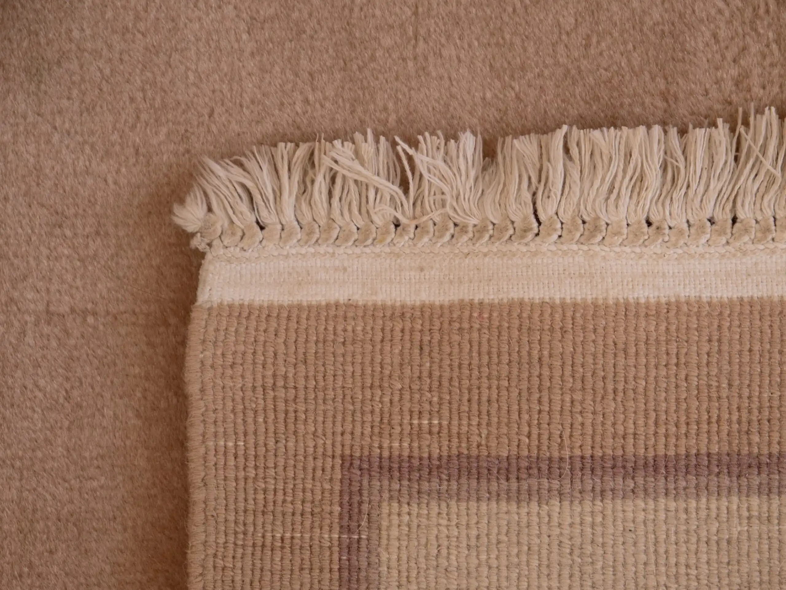 Čínský koberec s florálním motivem 206 x 133 cm