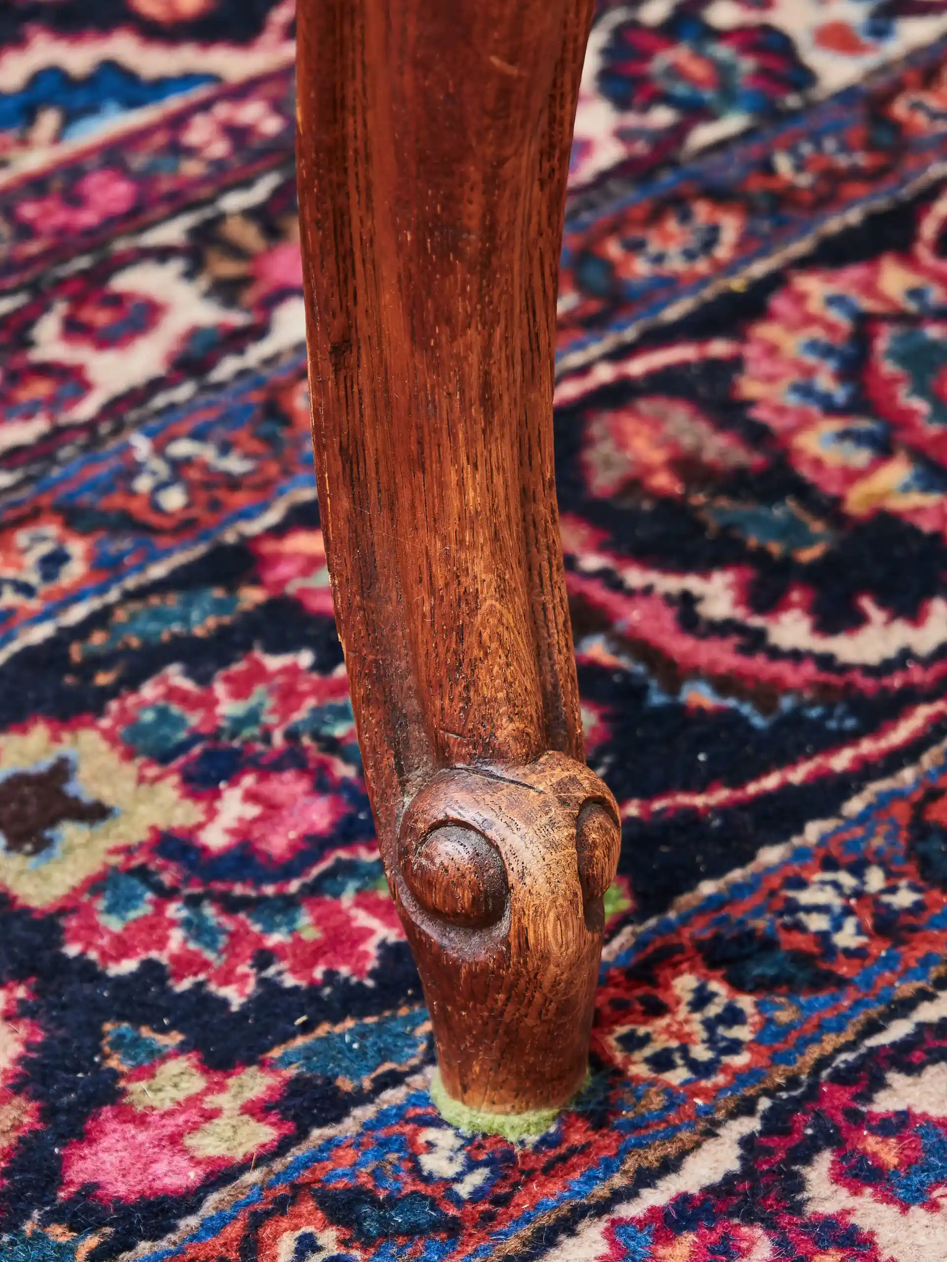 Neorokokové židle z masivního dubu