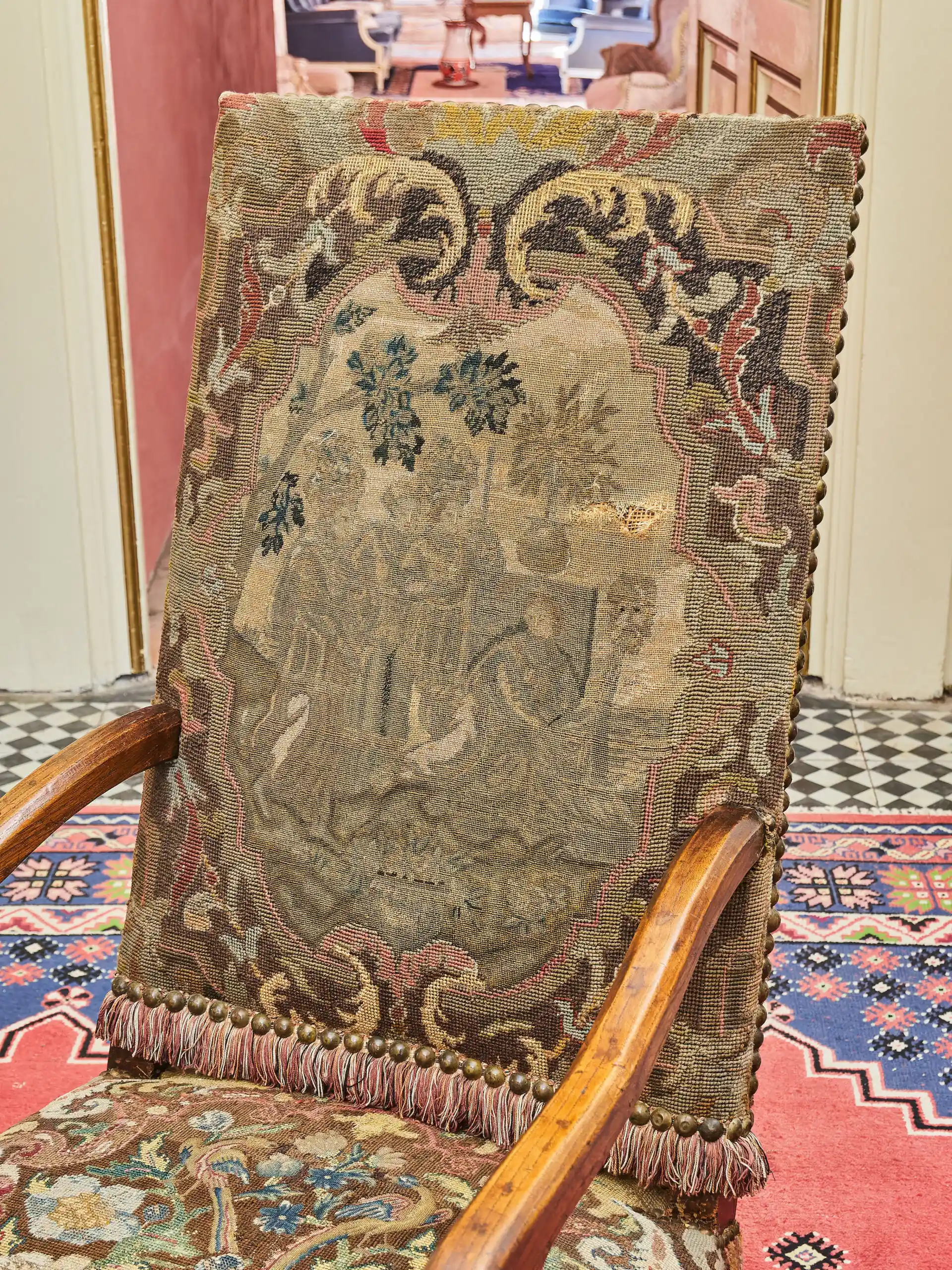 Neorenesanční křeslo Ludvík XIII s goblénem