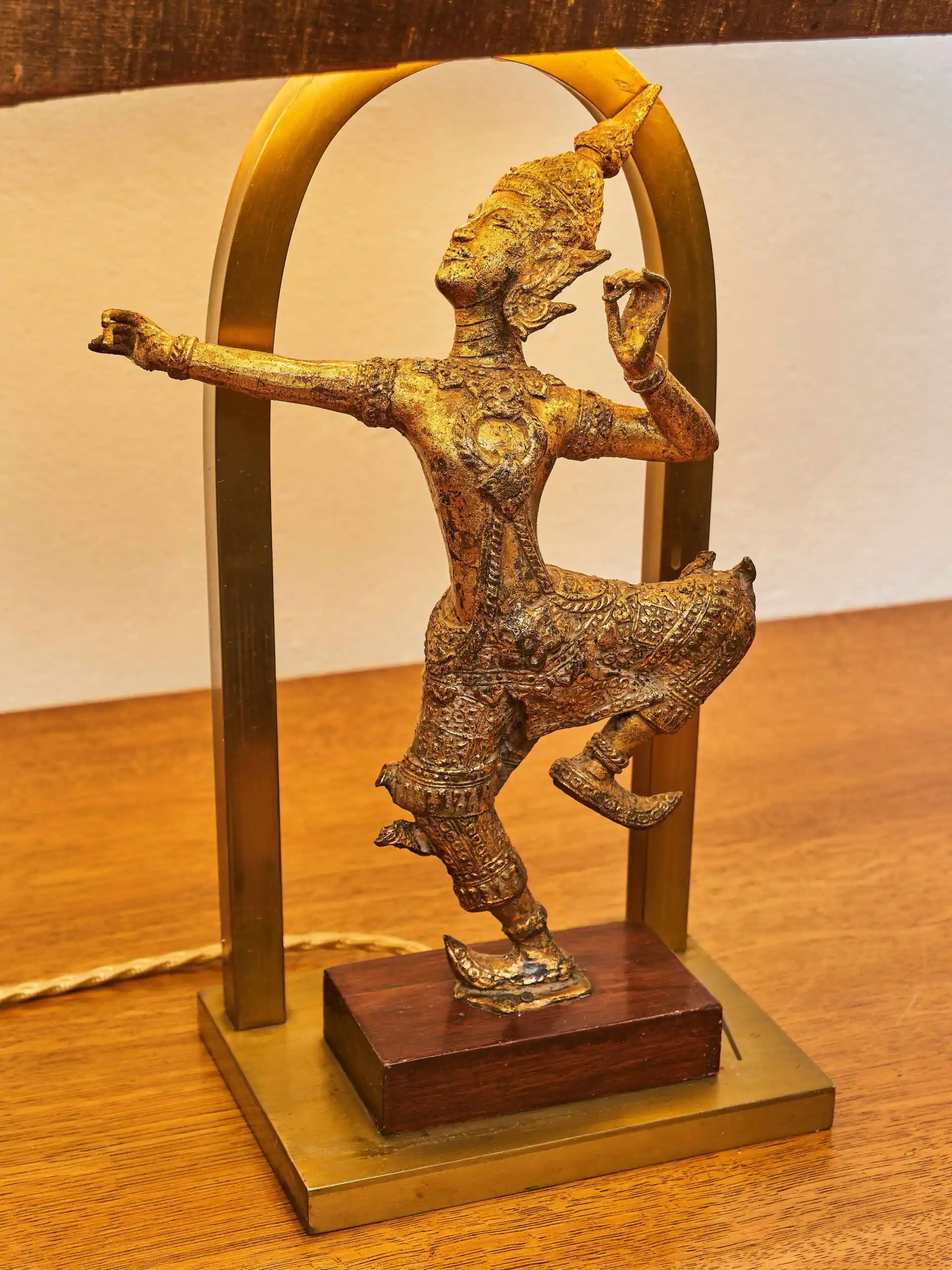 Vintage stolní lampa Shiva – Thajsko