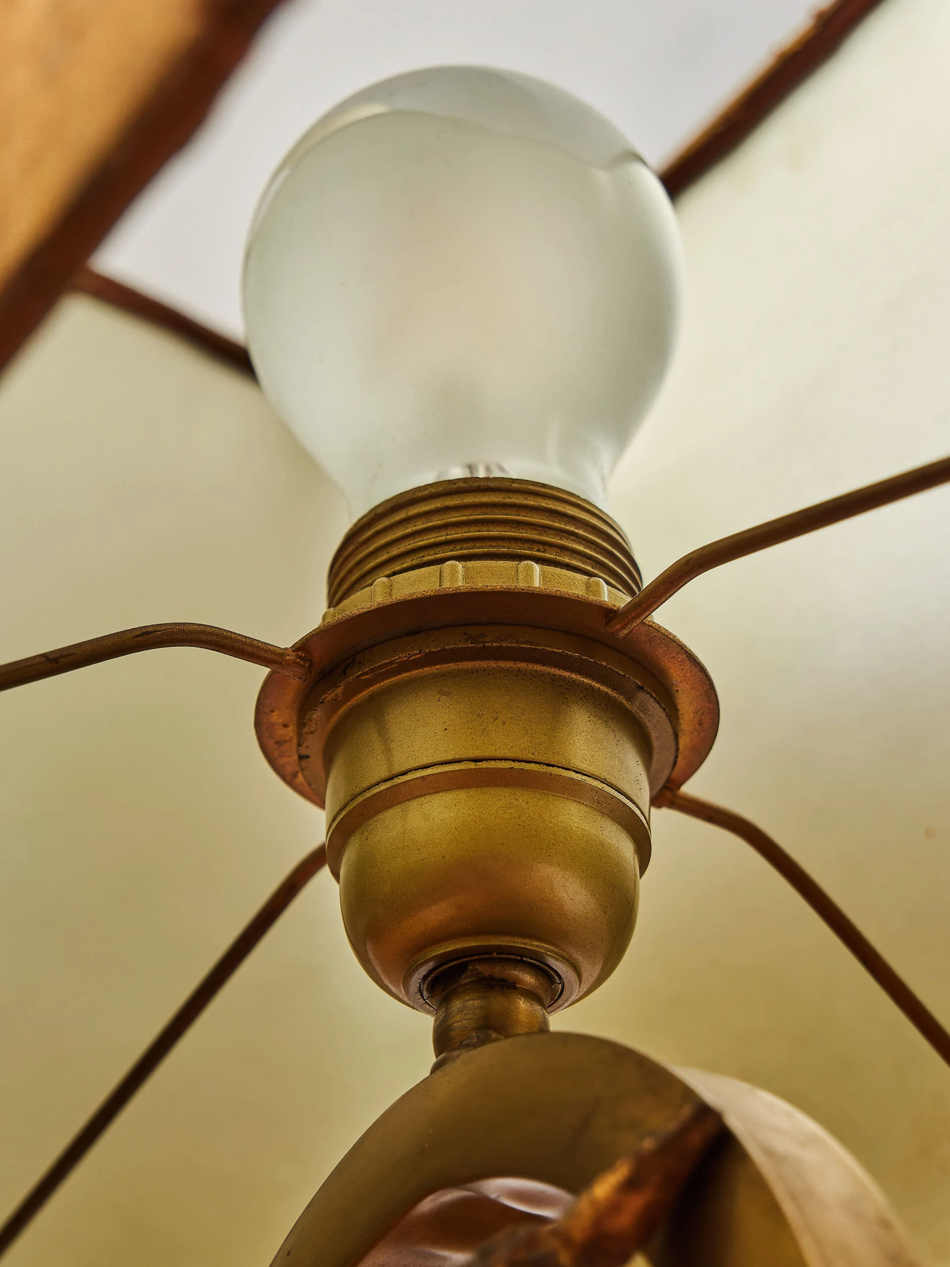 Vintage stolní lampa Shiva – Thajsko