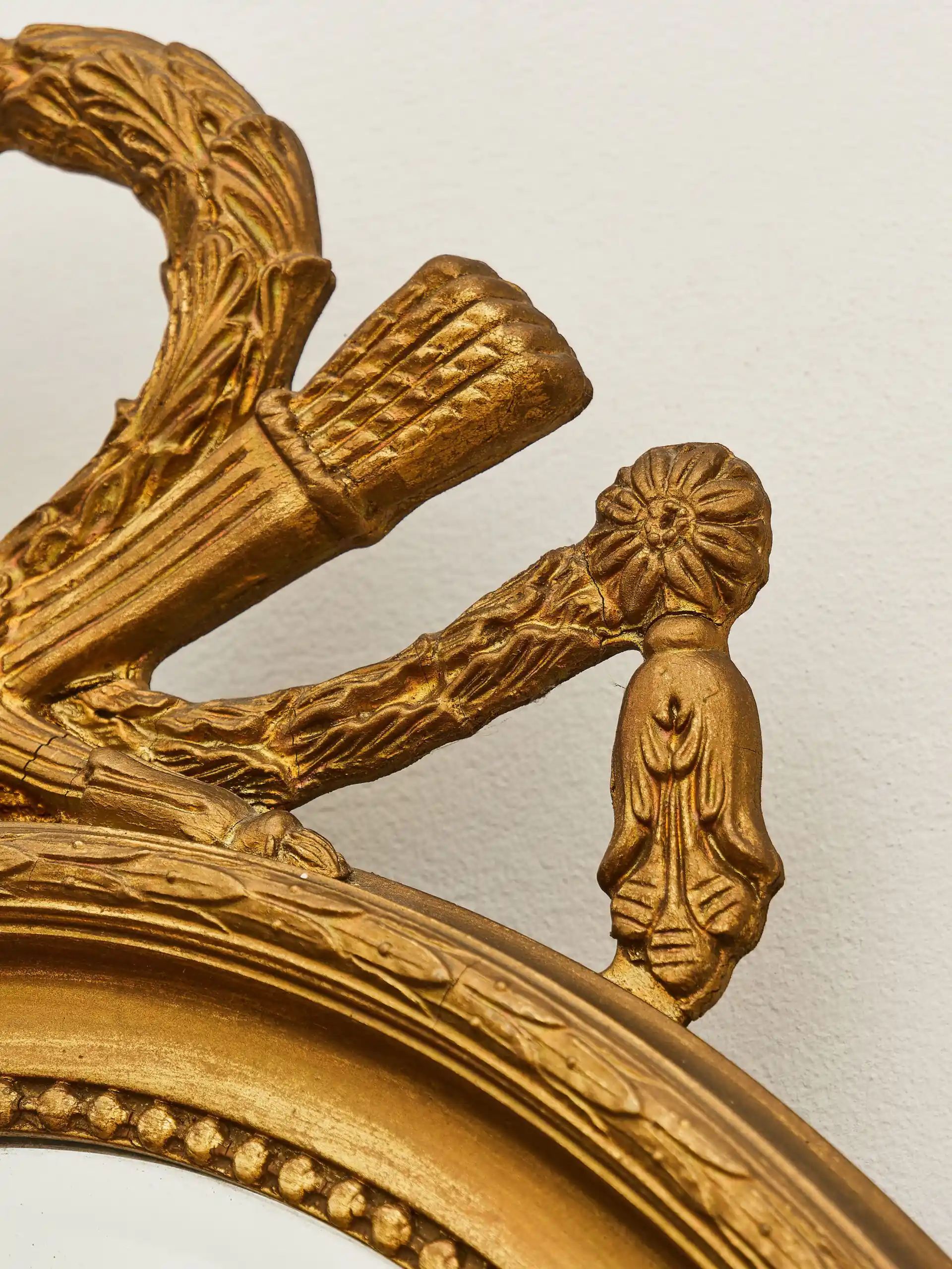 Starožitné oválné zrcadlo Ludvík XVI