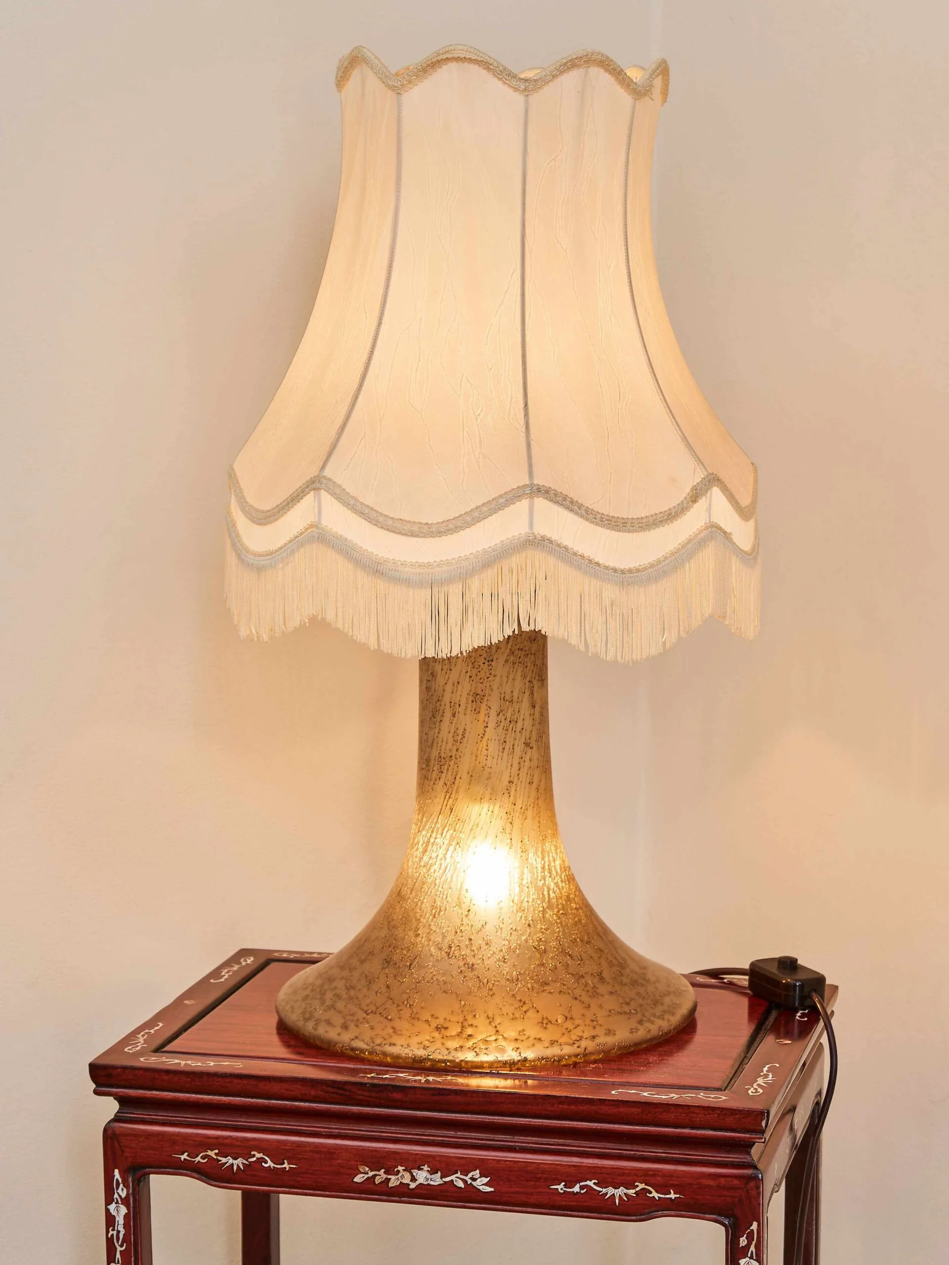 Velká designová lampa. Sklo.
