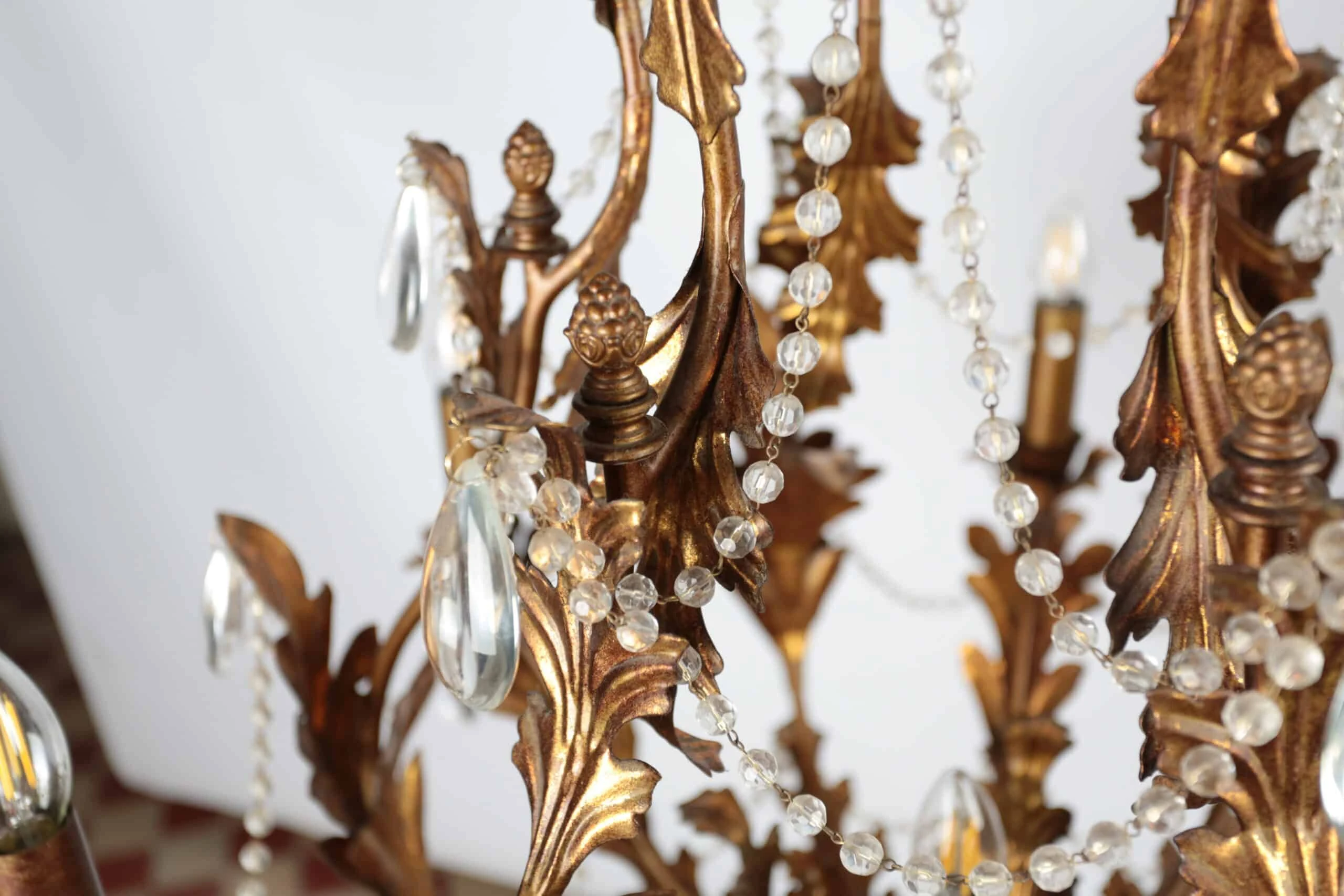 Florentský lustr s křišťálovými ověsy