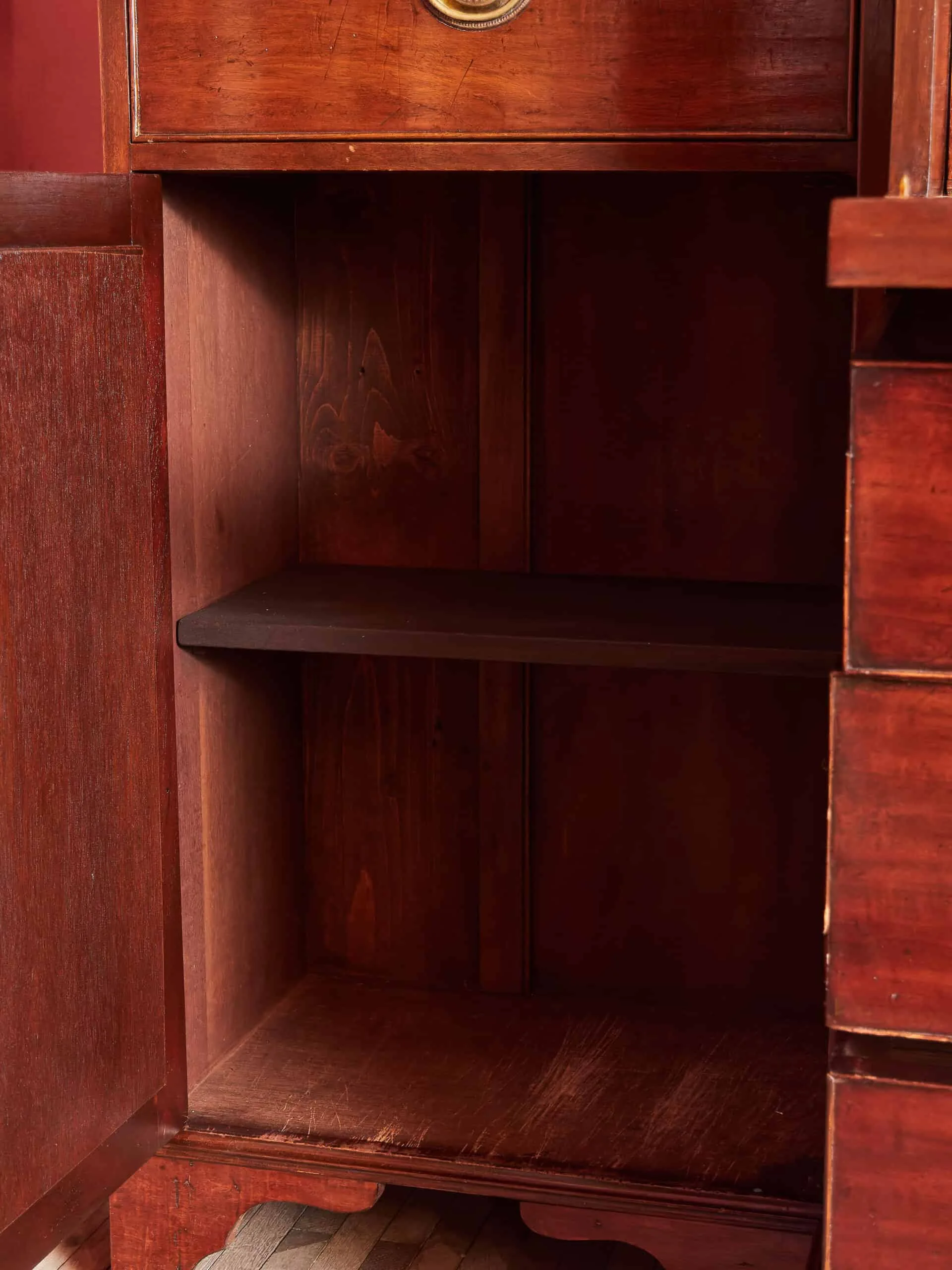 Starožitná Anglická knihovna se sekretářem Regetnství