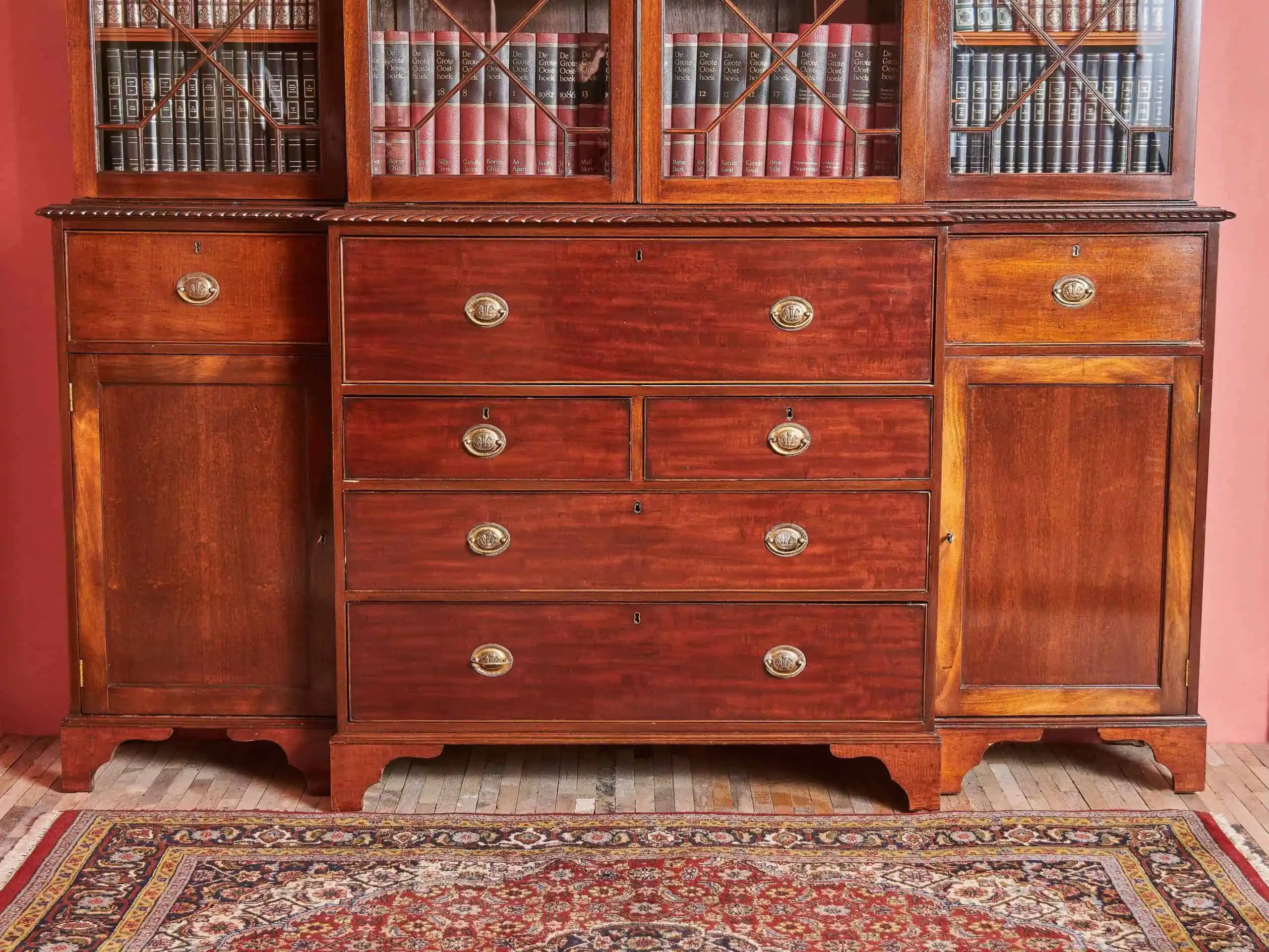 Starožitná Anglická knihovna se sekretářem Regetnství