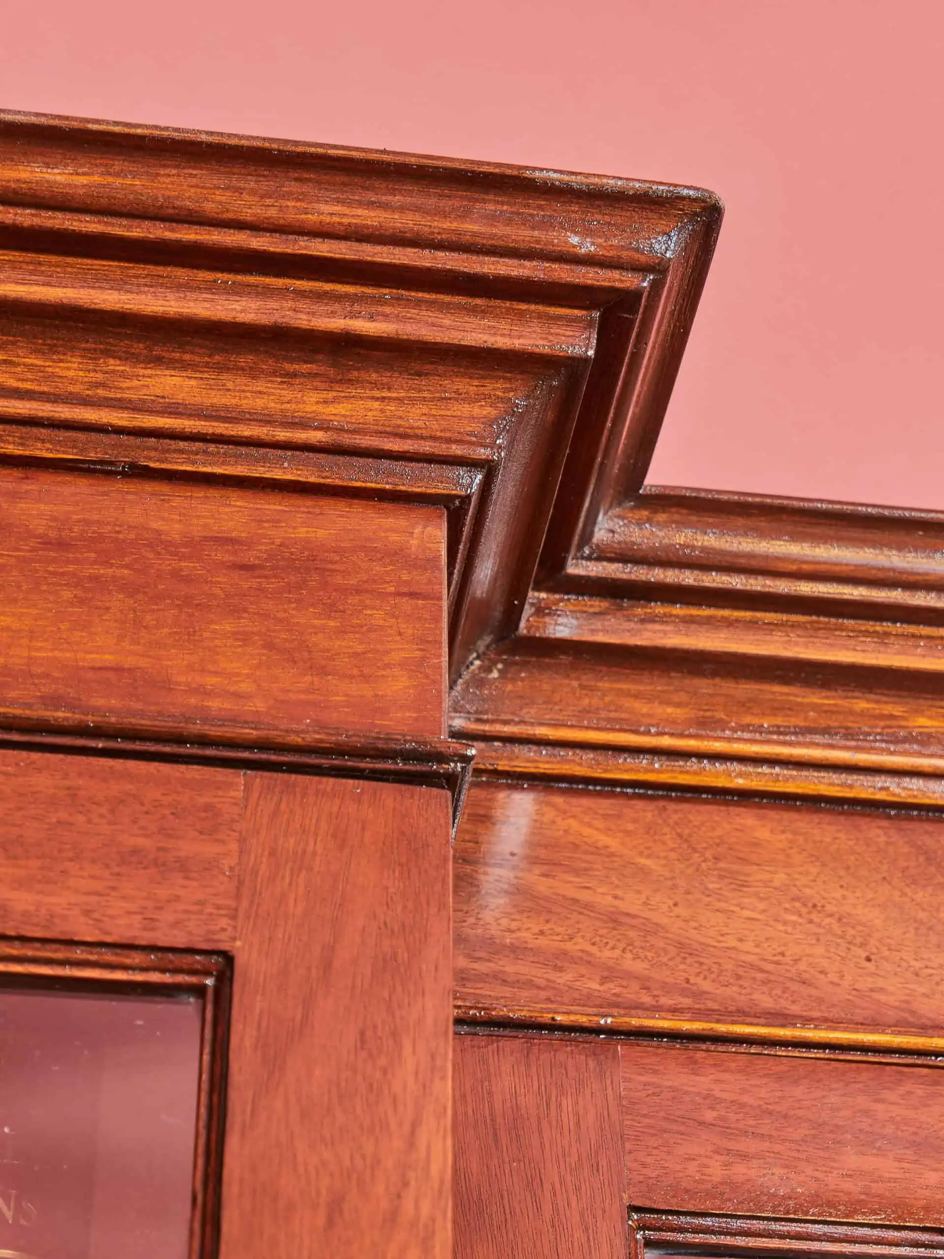 Starožitná Anglická knihovna se sekretářem Regetnství