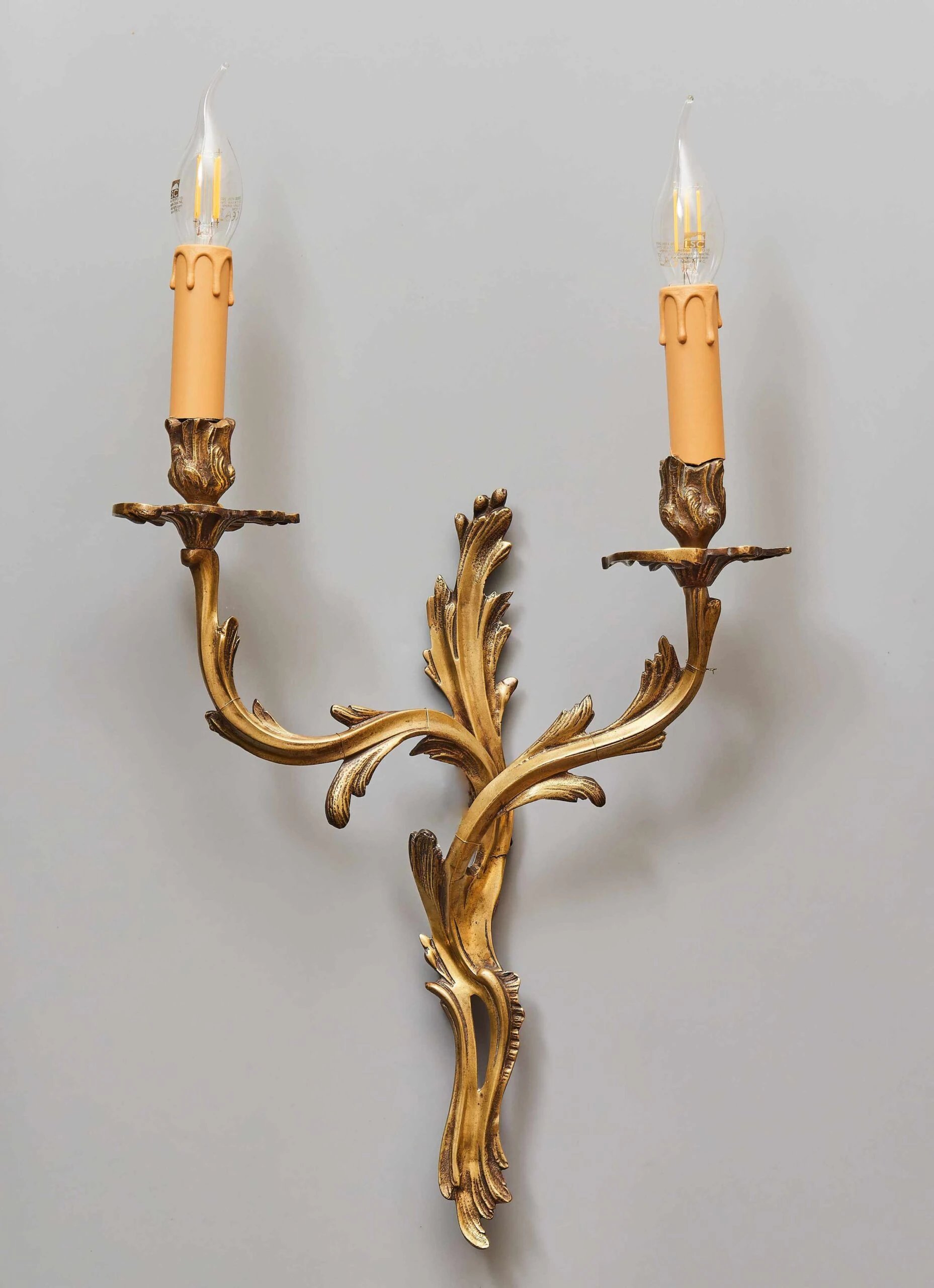 Párové dvouramenné apliky / lampy Ludvík XV