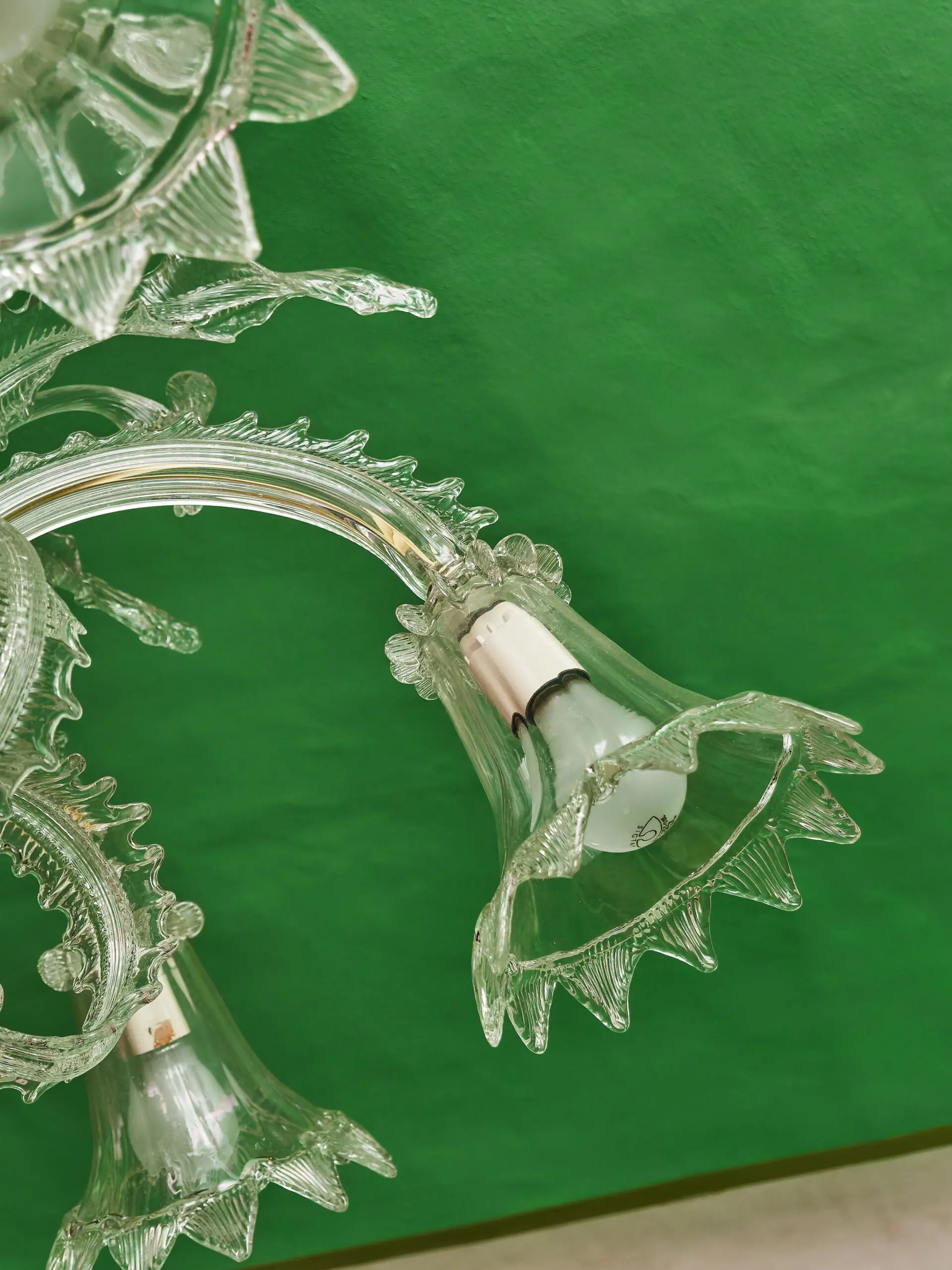 Benátský křišťálový lustr ze štípaného skla – Murano, Itálie, 1950