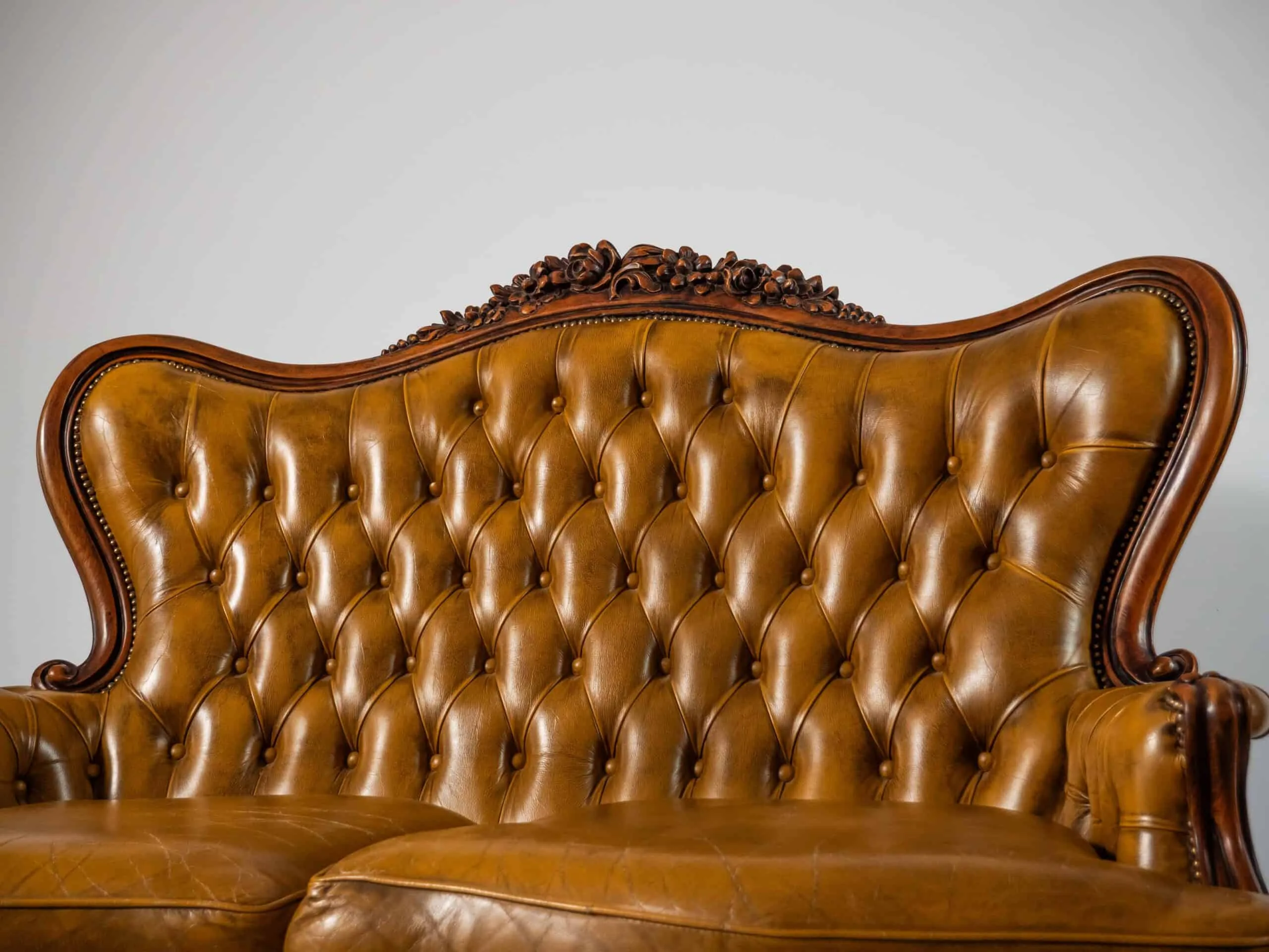 Luxusní kožená sedačka Ludvík – dostupnost koncem roku