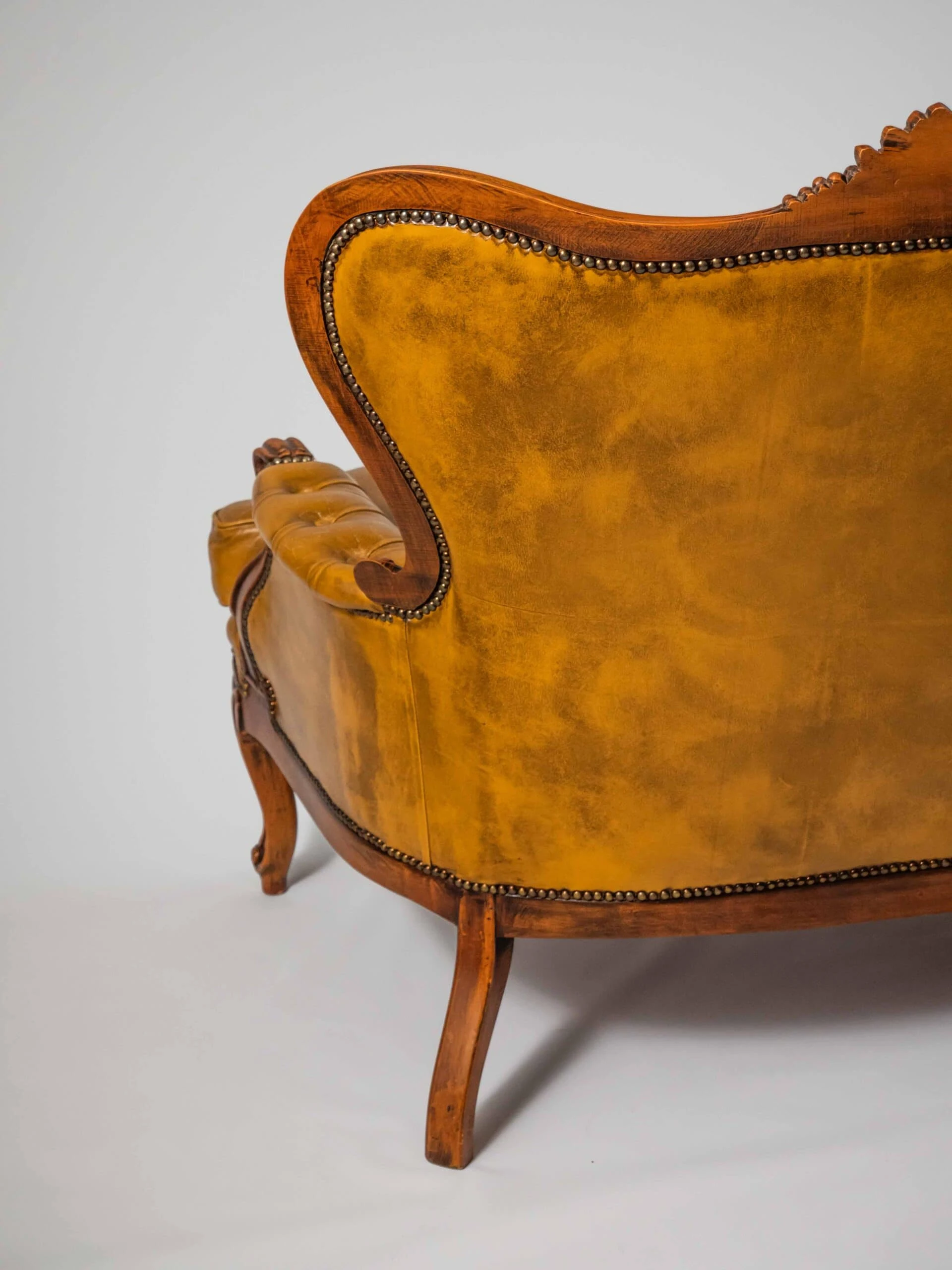 Luxusní kožená sedačka Ludvík – dostupnost koncem roku