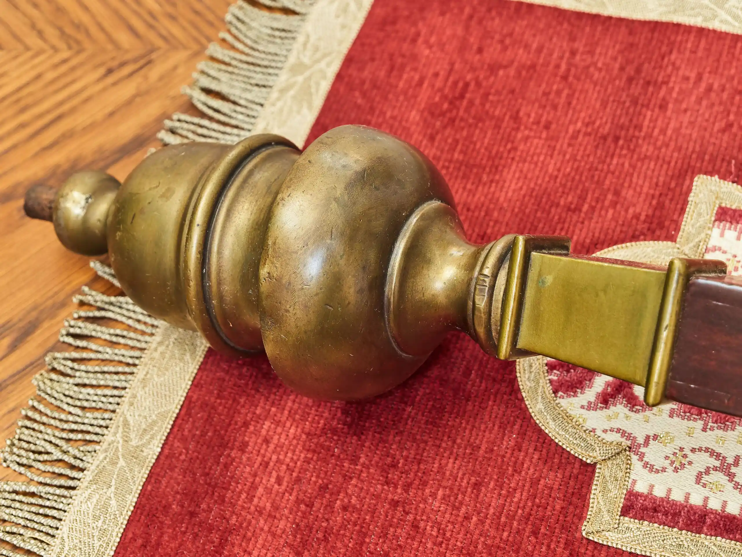 Hradební kuše s napínákem – belgická výroba, 19. století