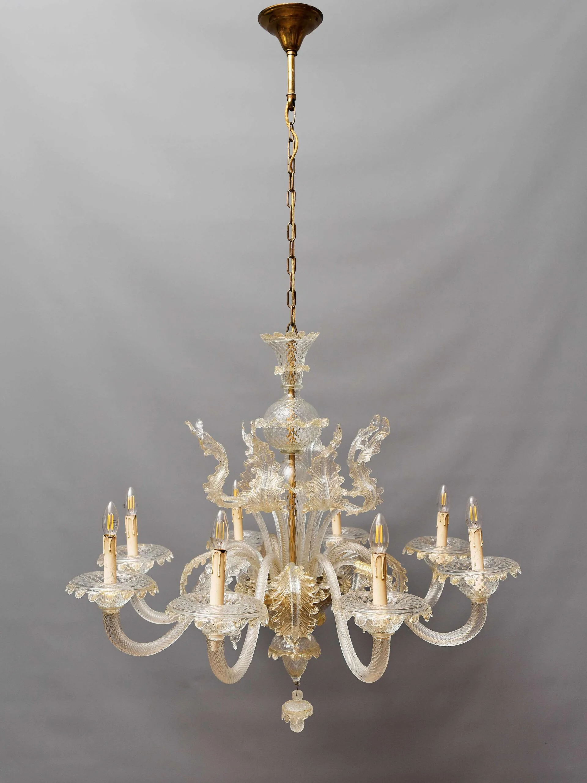 Benátský osmiramenný lustr. Murano