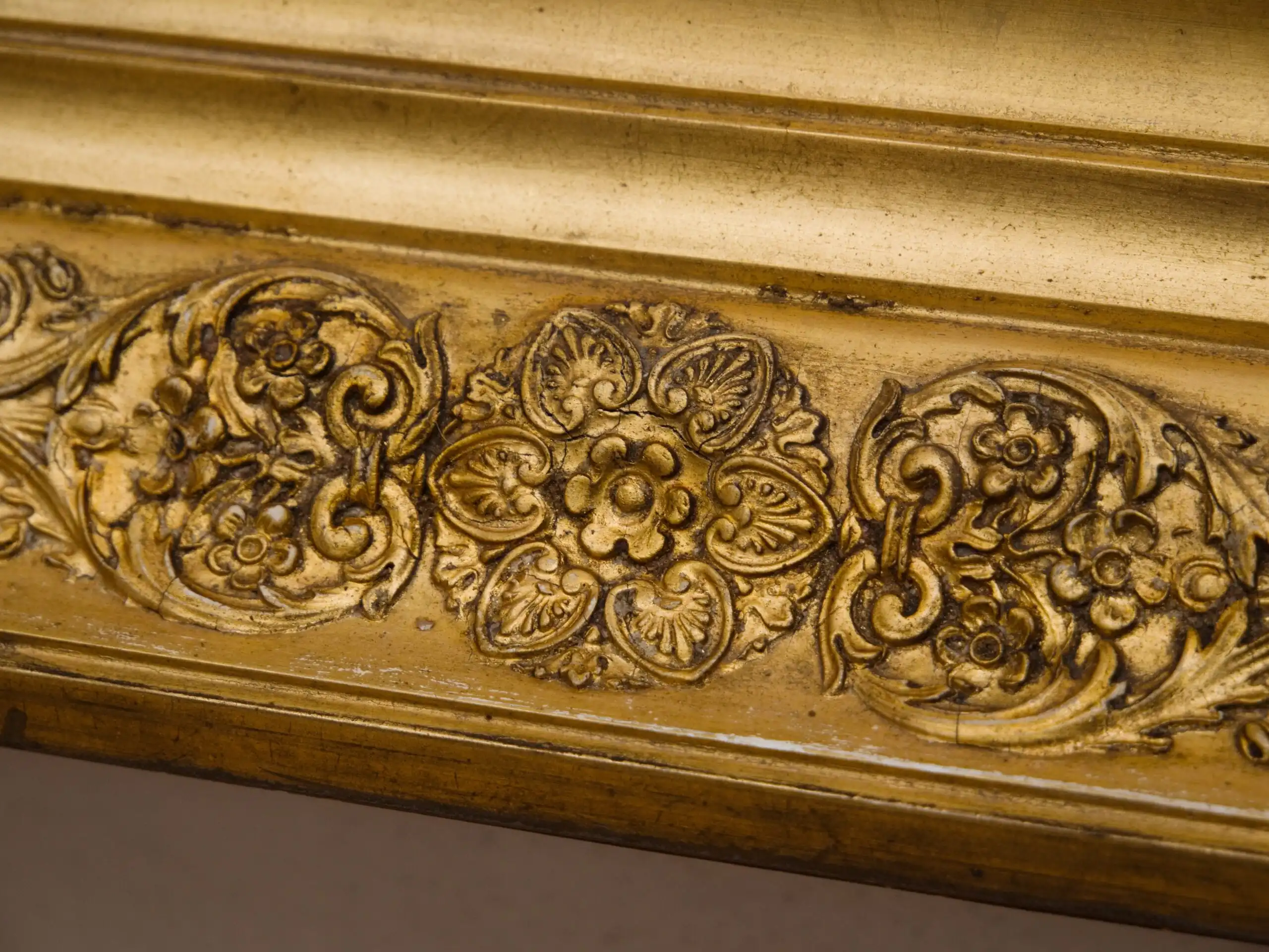 Starožitný zlacený rám na obraz – Biedermeier, 145 × 90 cm