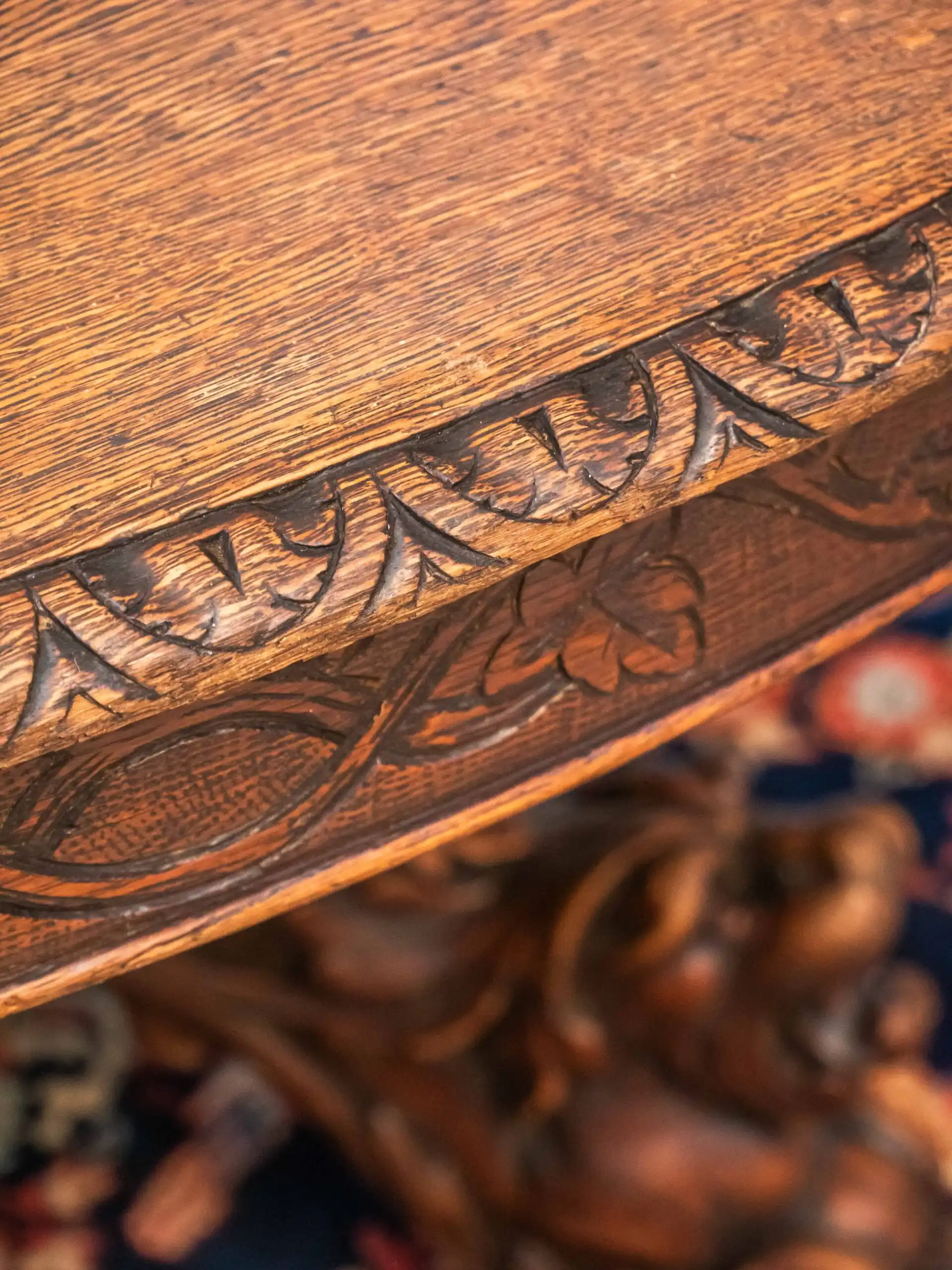 Rozkládací lovecký stůl z dubu