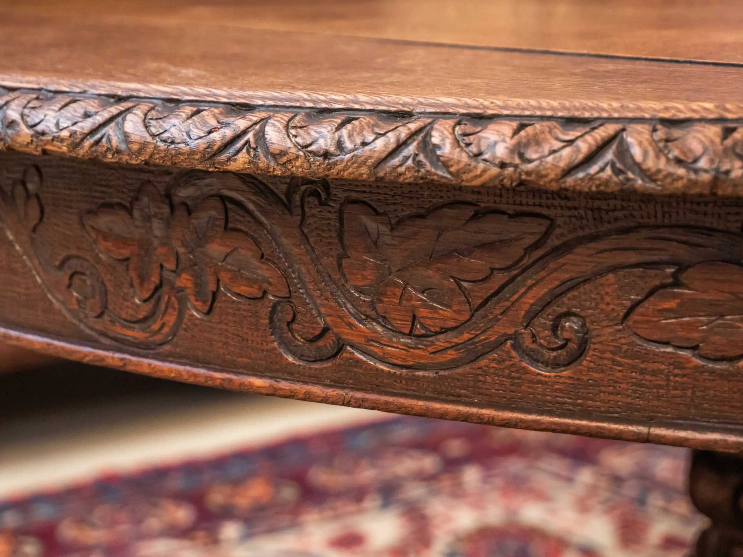 Rozkládací lovecký stůl z dubu