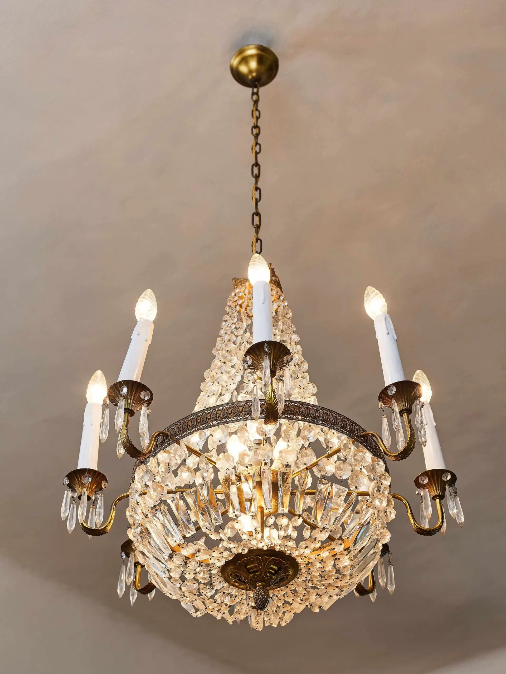 Křišťálový lustr v klasicistním stylu, 13 žárovek