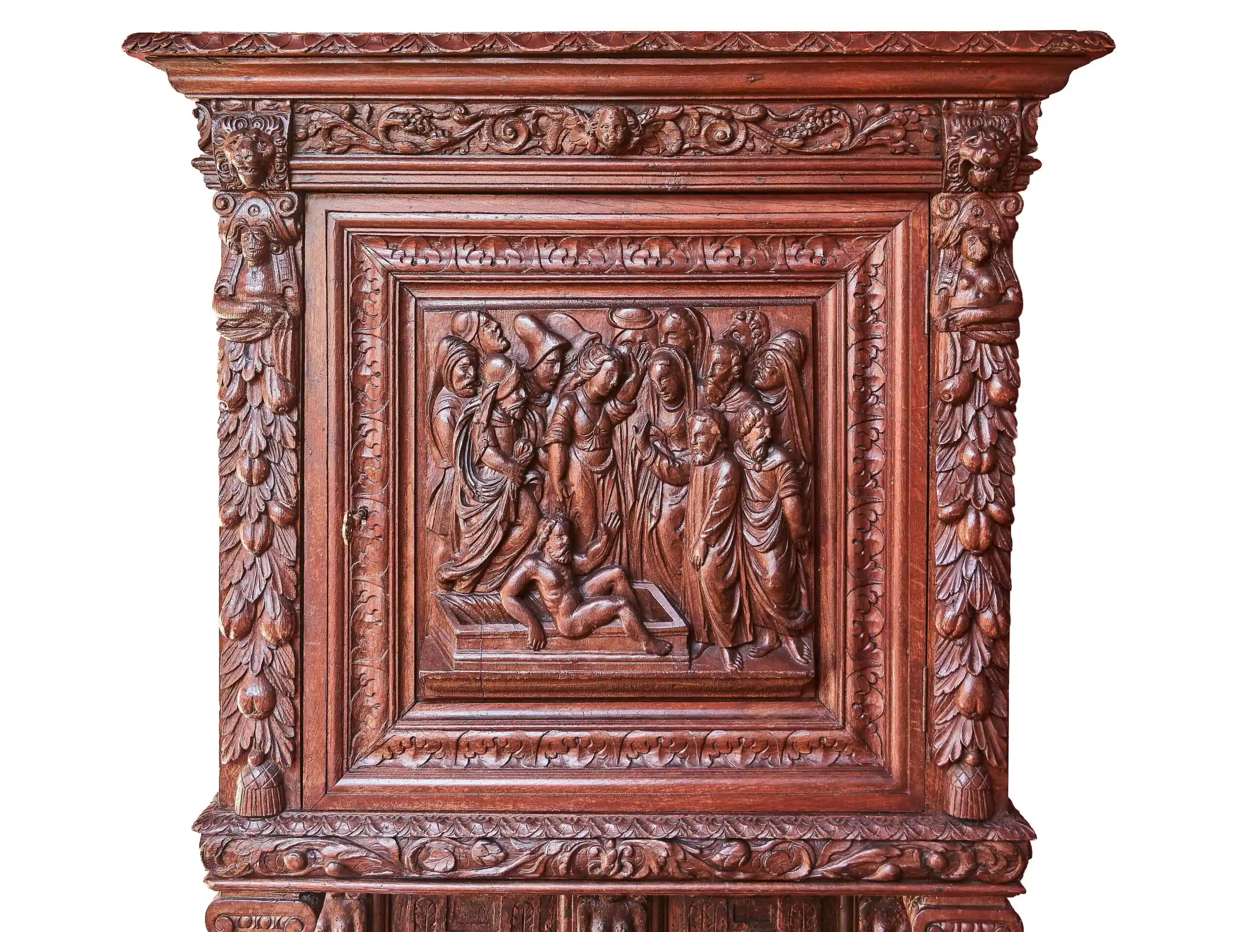 Renesanční kredenc mistrovsky vyřezávaný