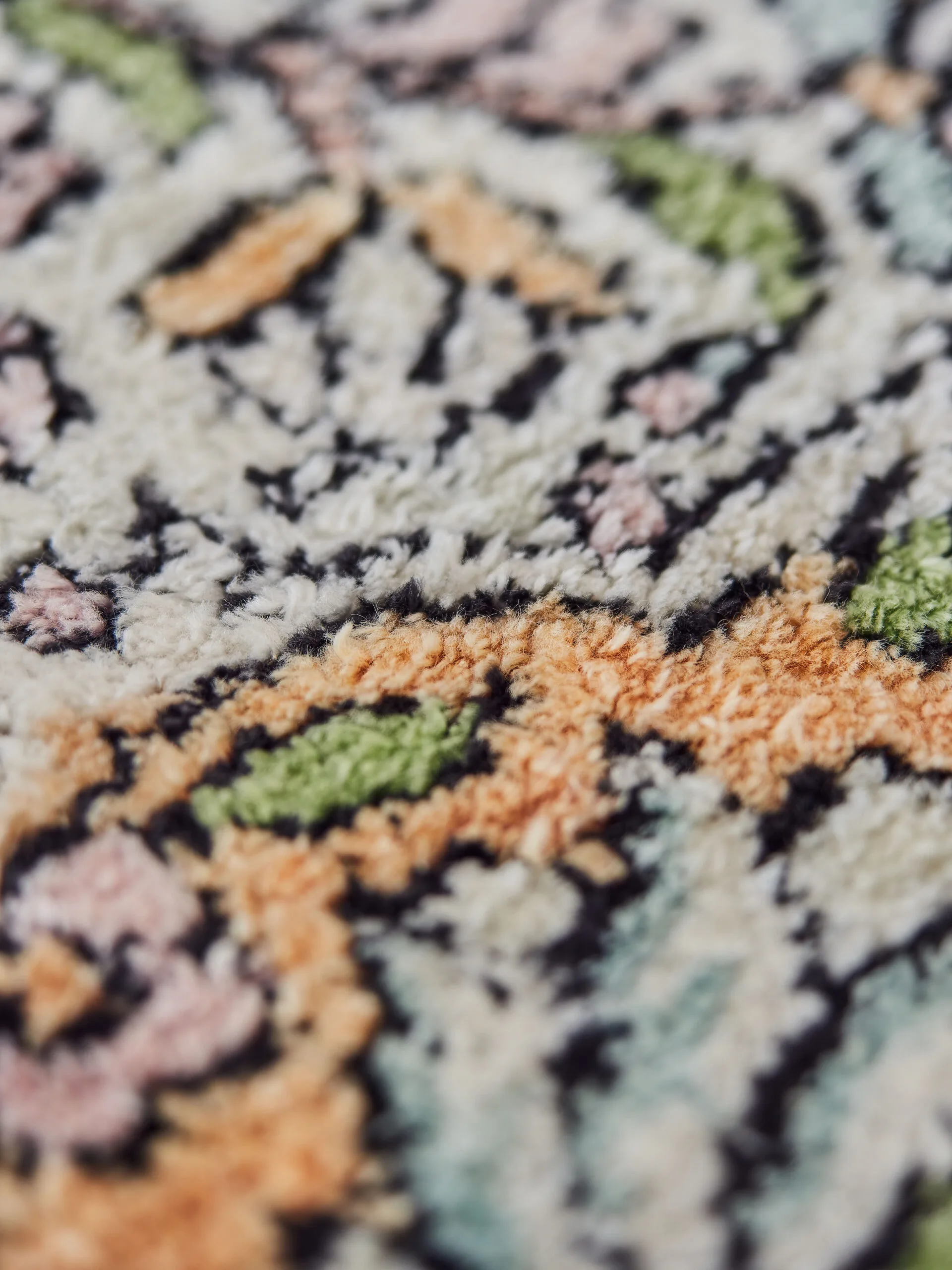 Hedvábný koberec z kašmíru 193 X 118 cm