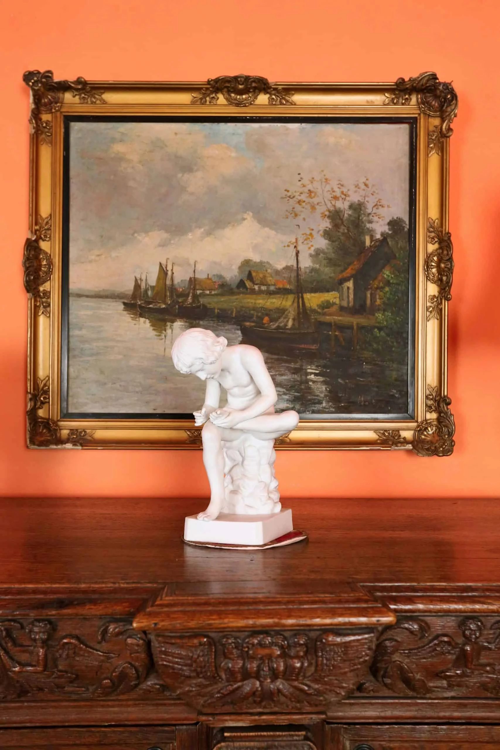 Chlapec s trnem. Biskvit. V 28 cm. Značeno – Reservé V.V.