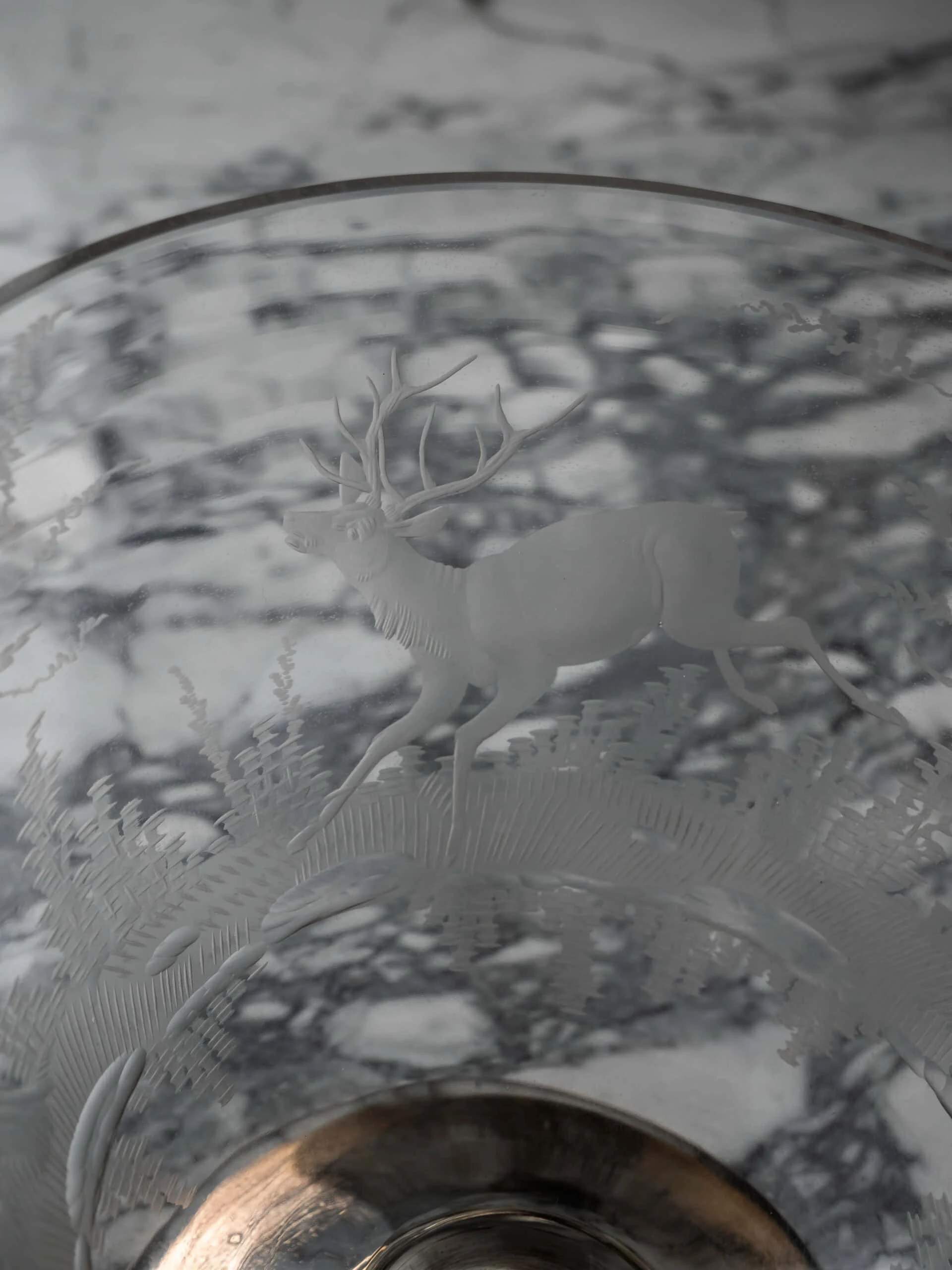 Vzácná starožitná rytá miska z 19. století – Reservé