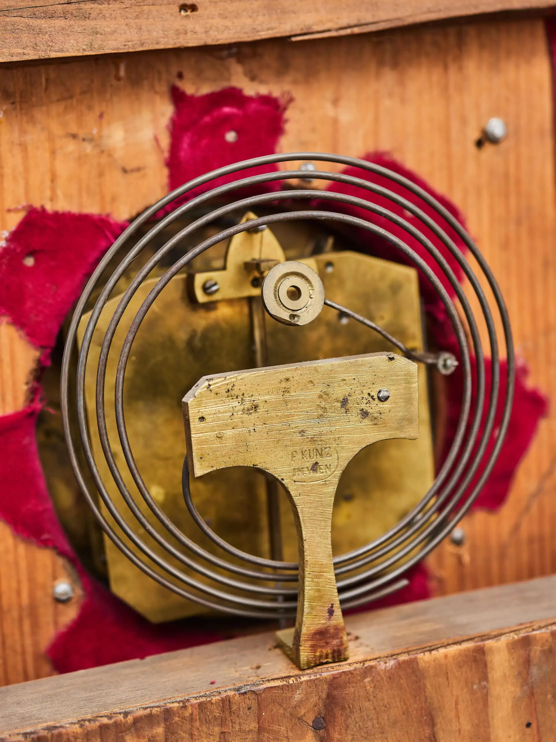 Rámové hodiny F. KUNZ Wien