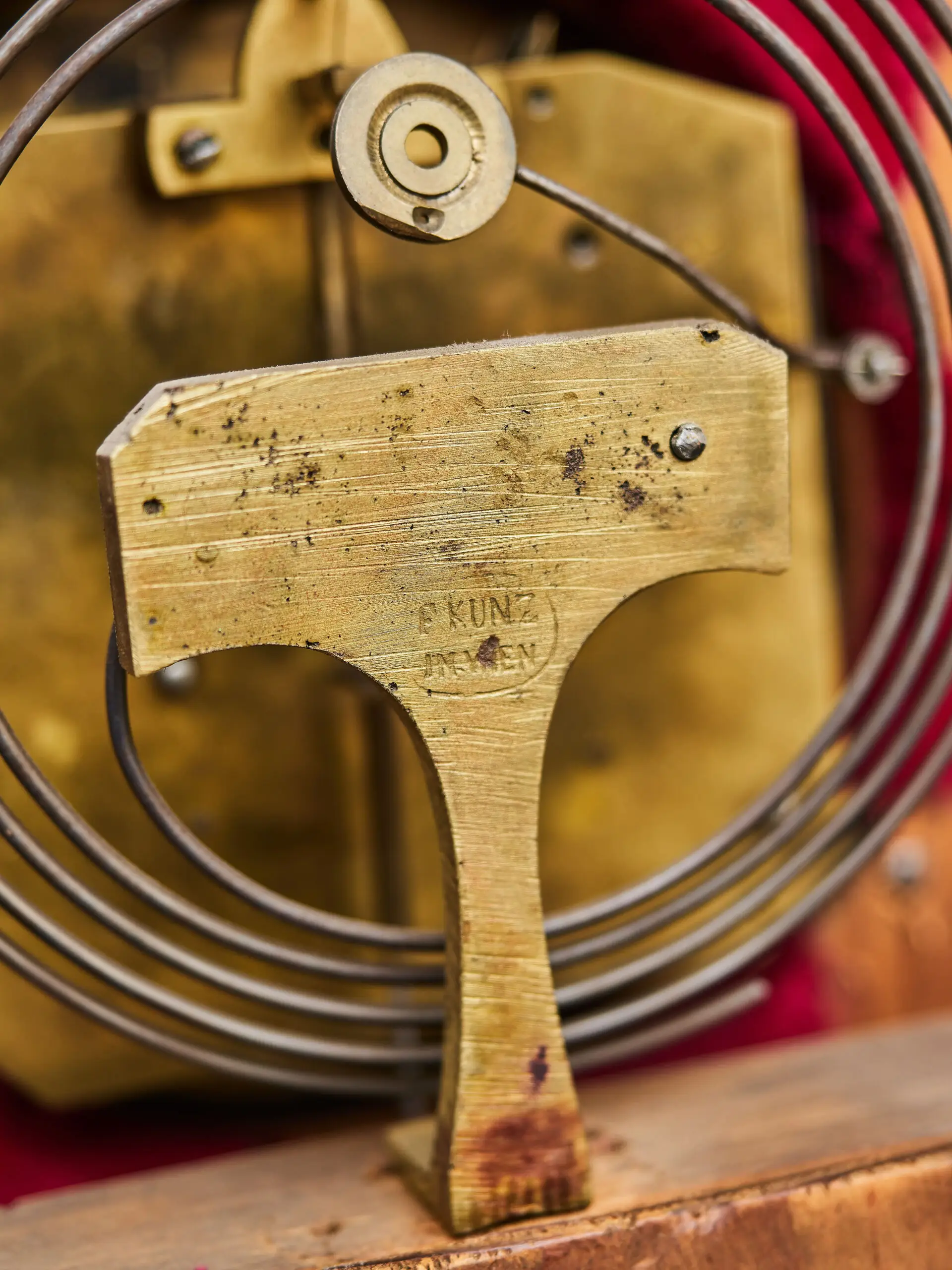 Rámové hodiny F. KUNZ Wien